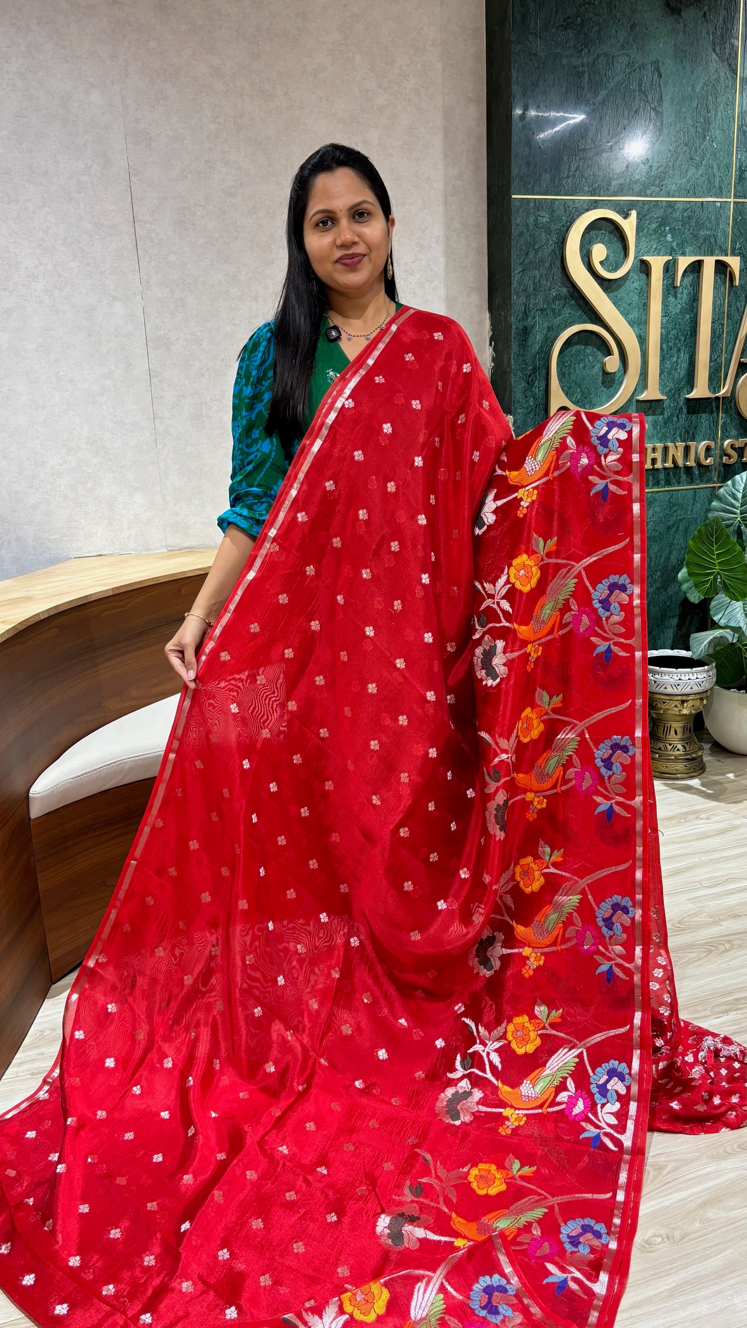 Paper silk meena buti