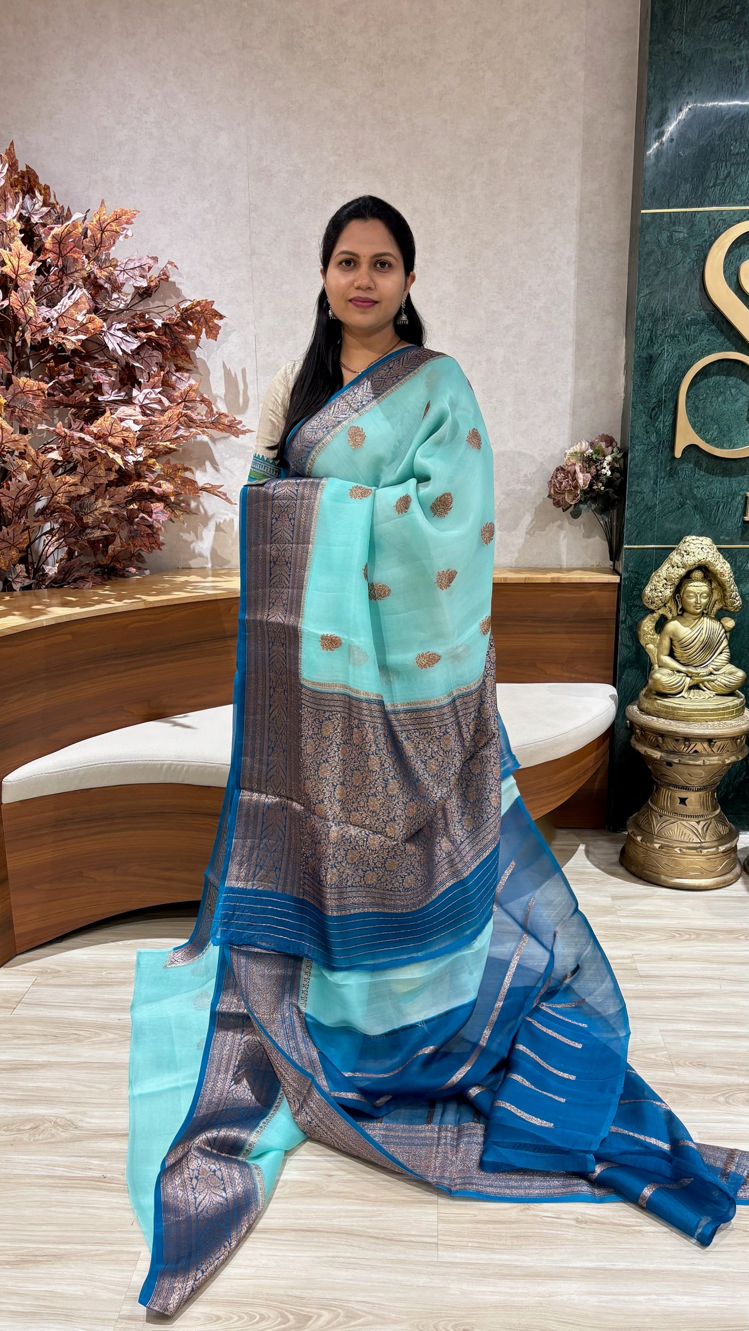 Handloom kora