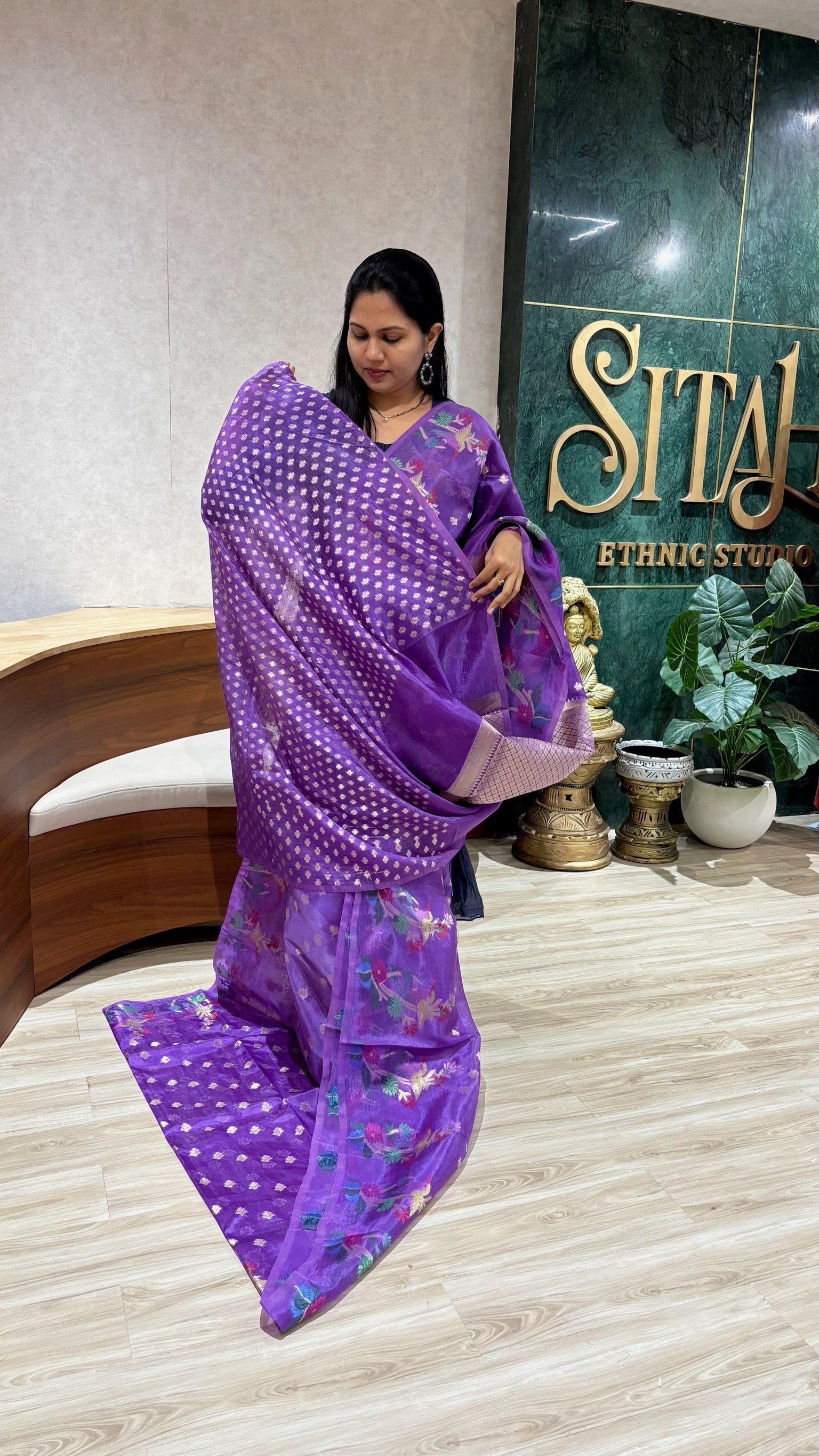 Paper silk buti border