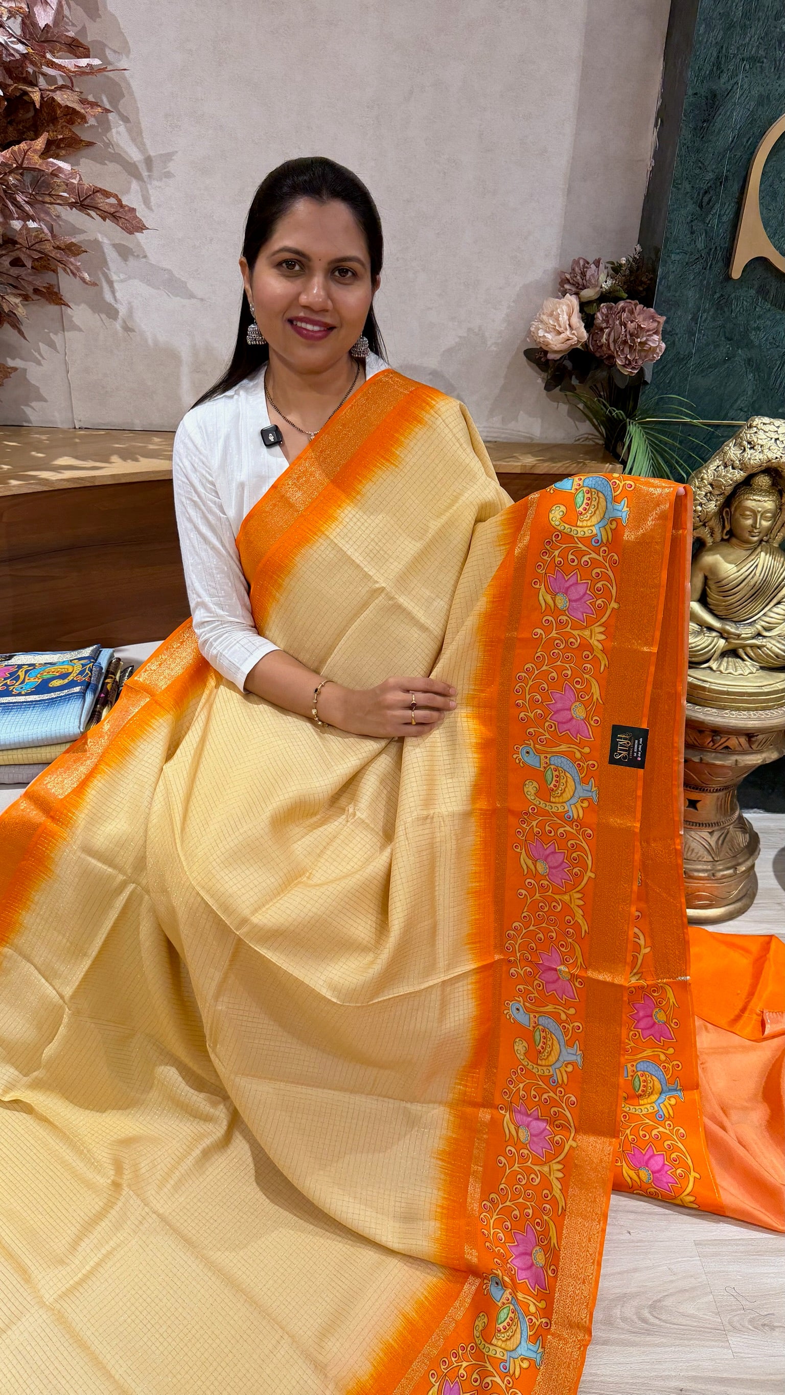 Vintage checks Tanjore print