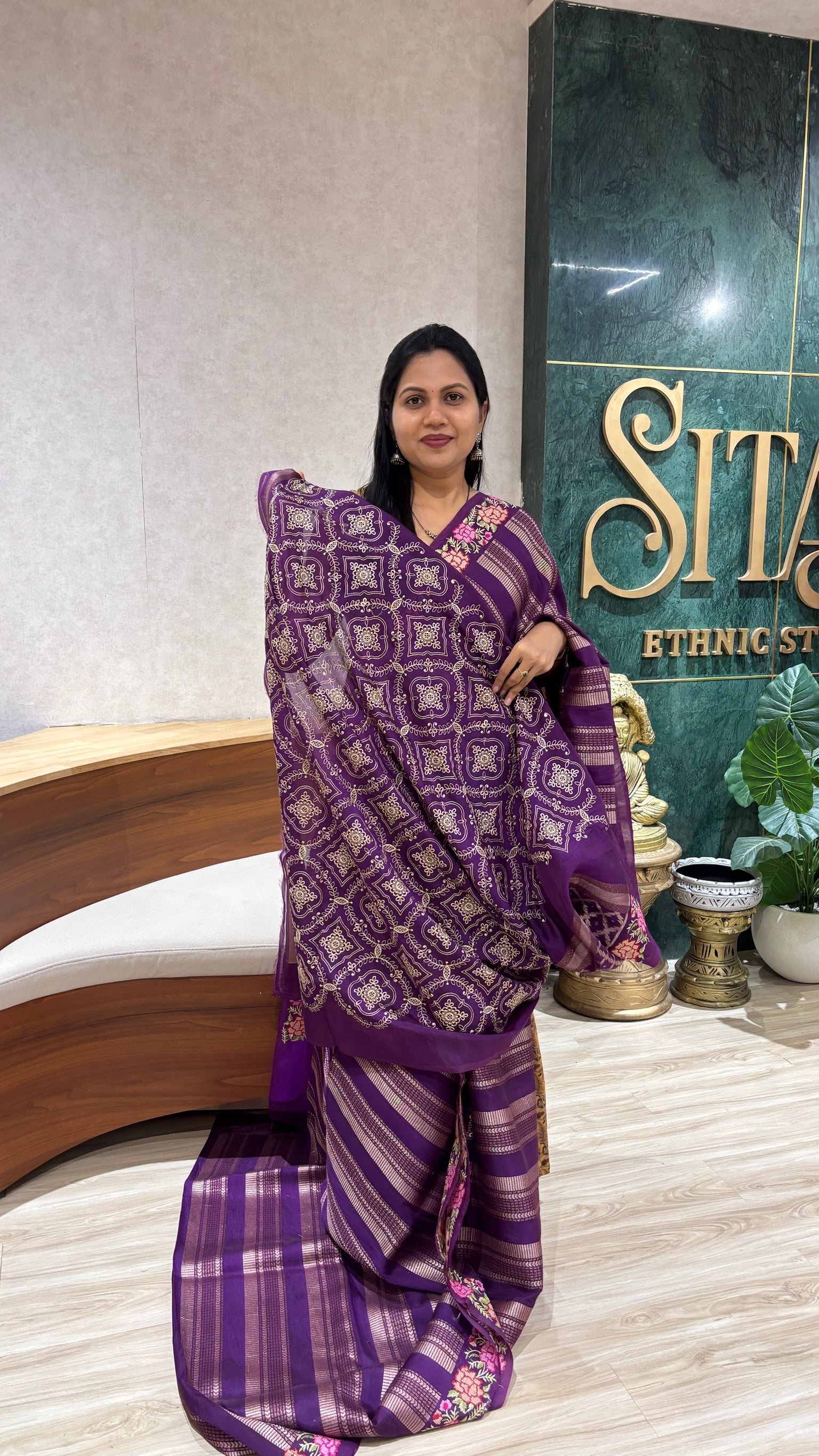 Border work saree
