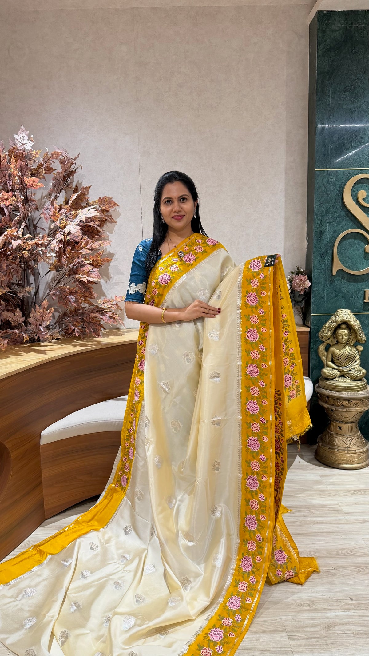 Mango silk embroidery