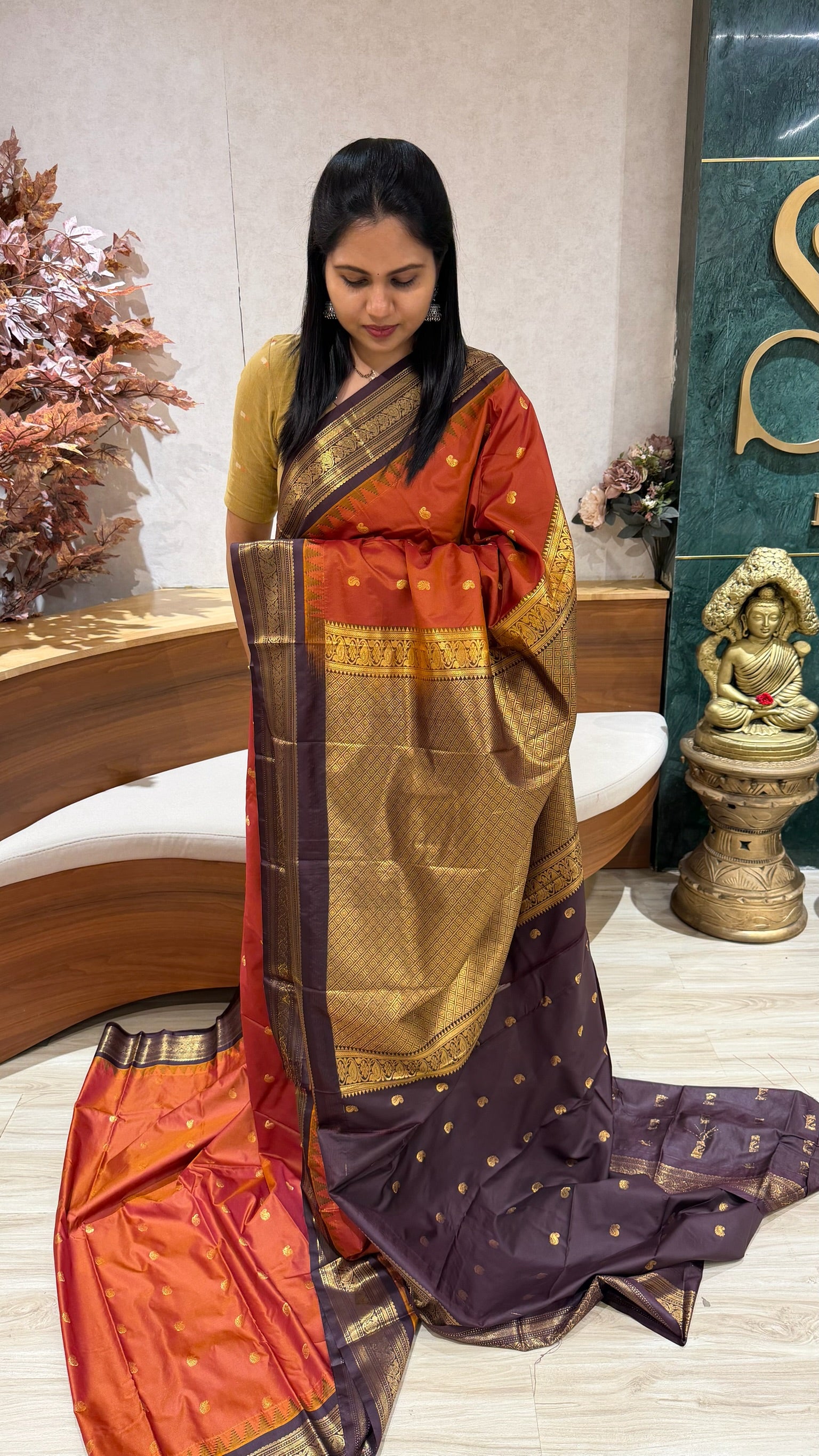 Semi Gadwal