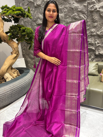 Handloom Mangalagiri pattu