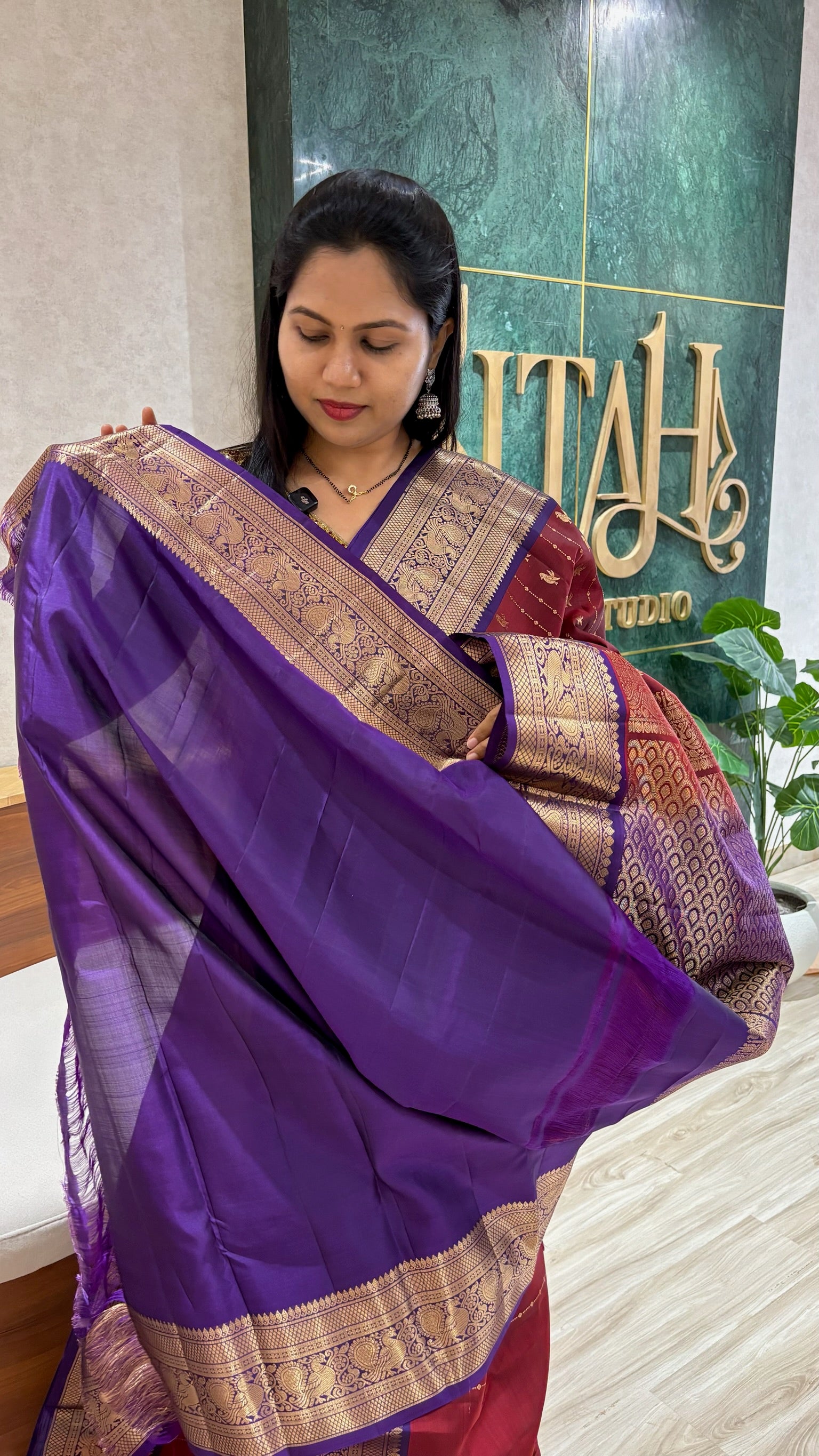 Handloom kanchi pattu maroon
