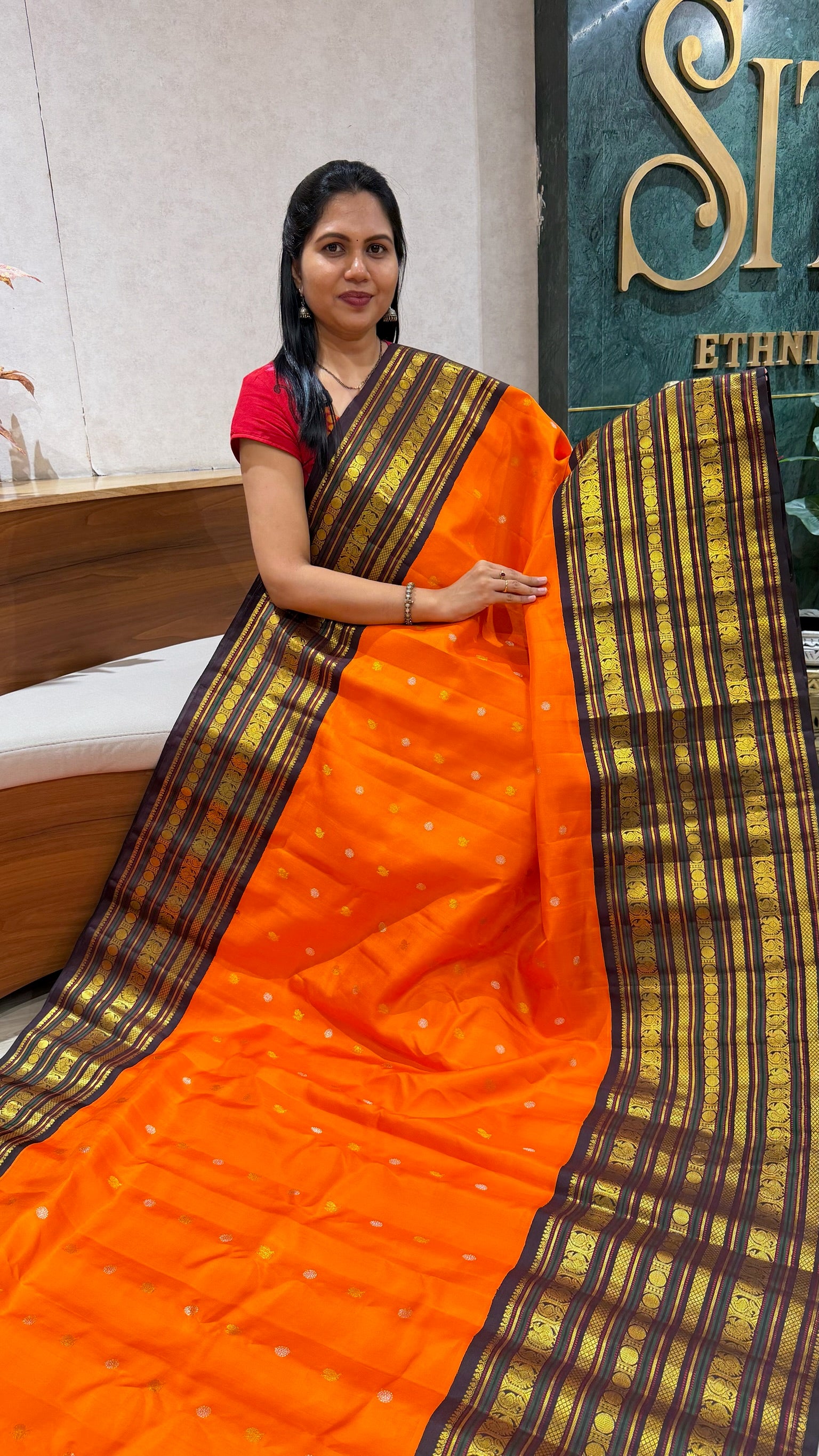 Handloom Gadwal pattu