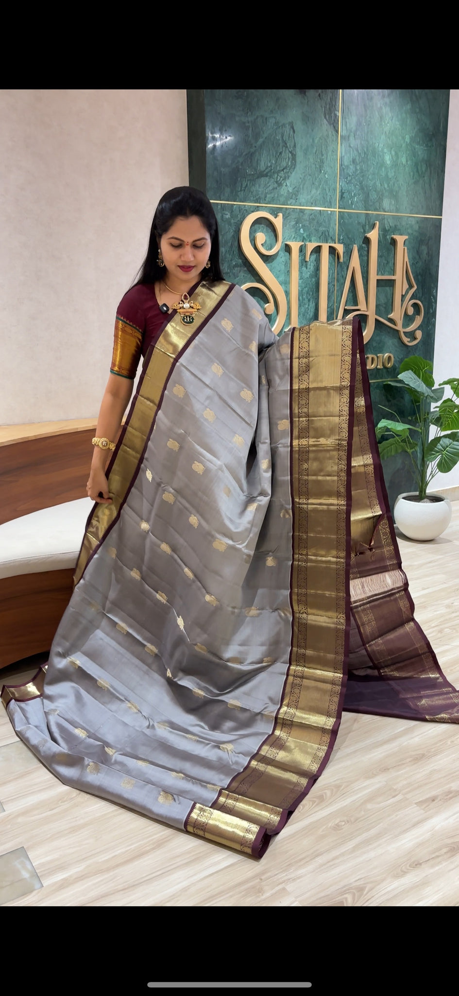 Light weight Handloom kanchi grey