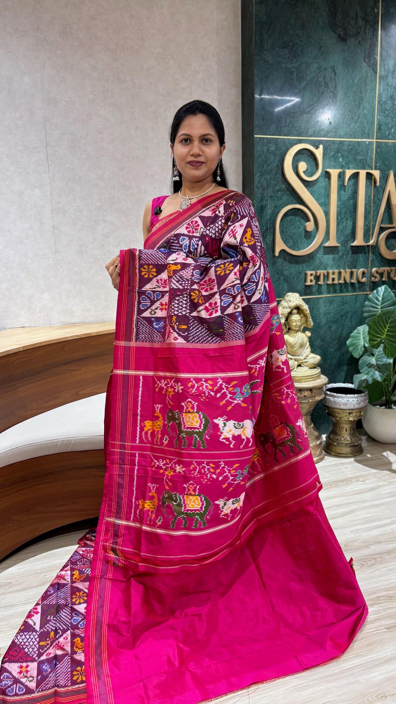 Handloom ikkat pattu