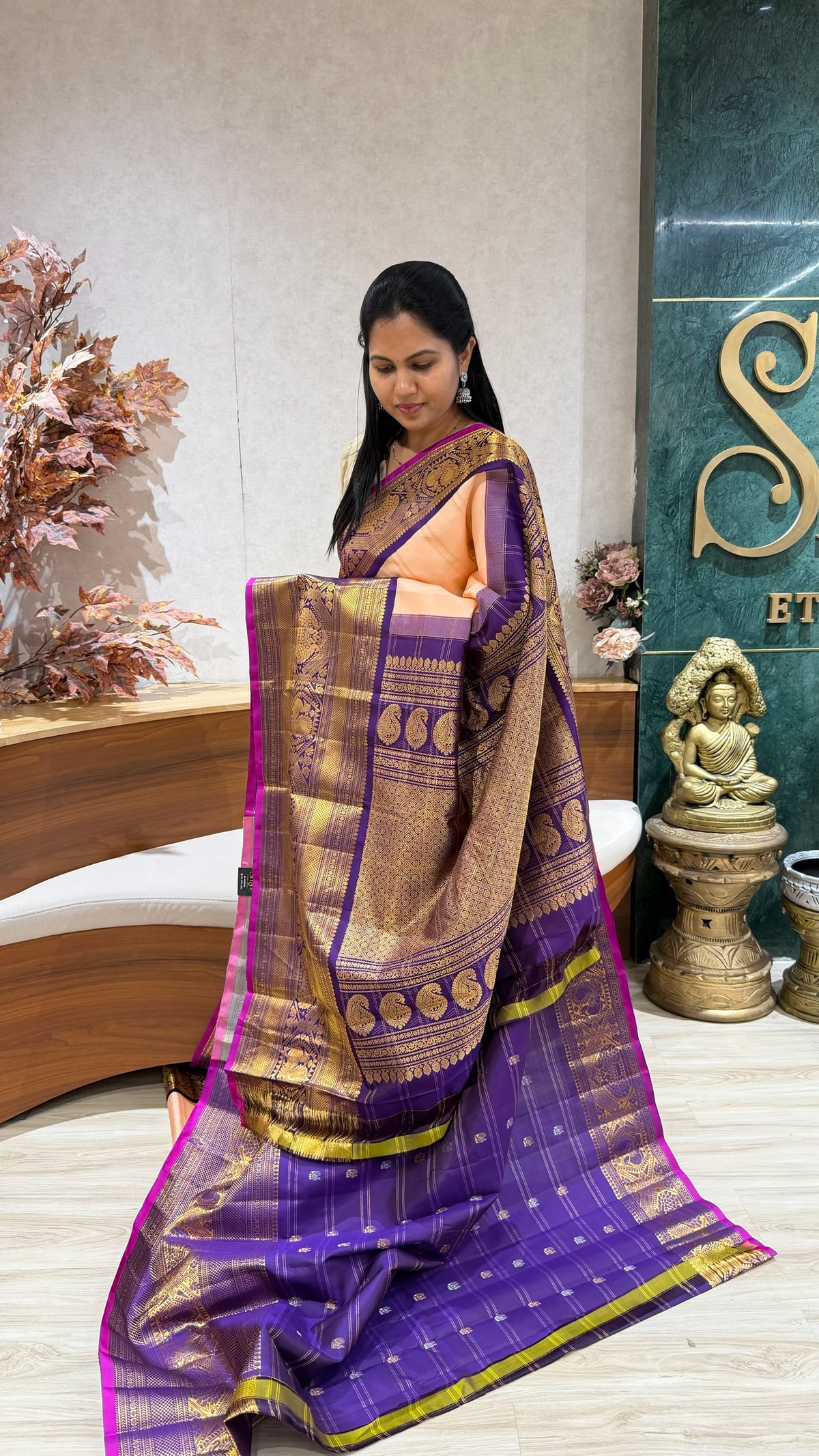 Handloom gadwal pattu