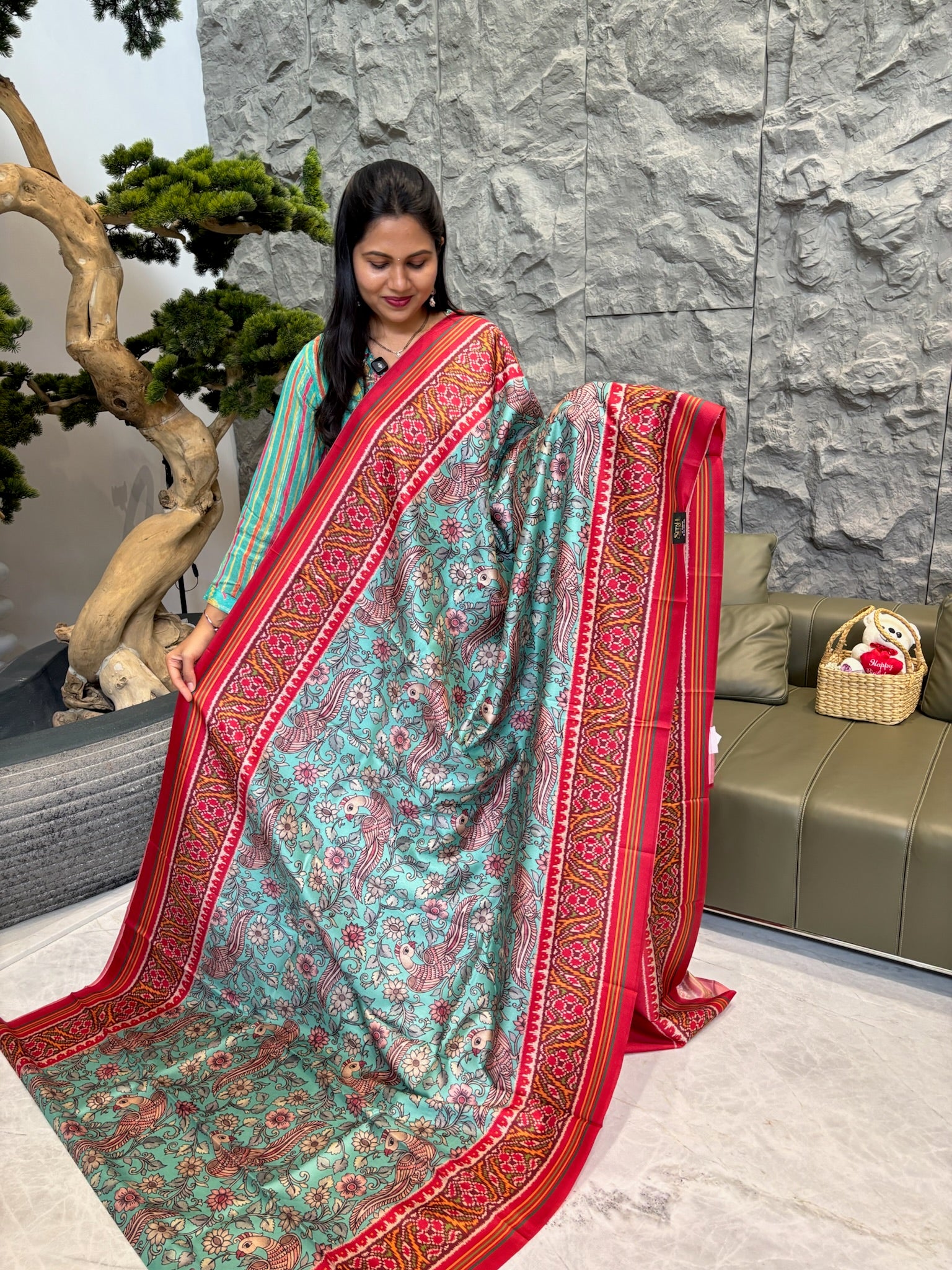 Spun patola sea green red