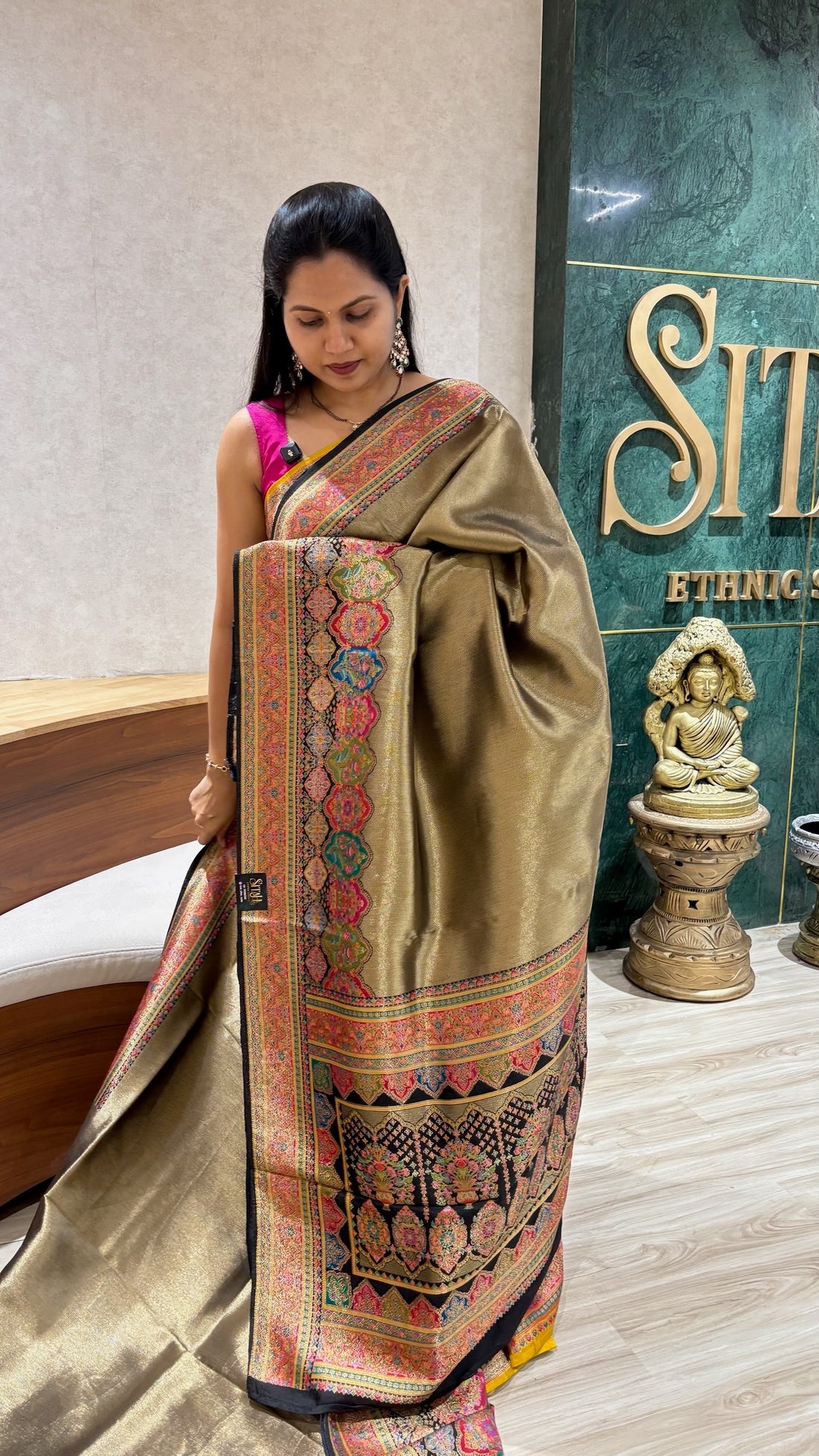 Banaras tissue pashmina black