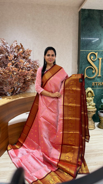 Handloom gadwal pattu