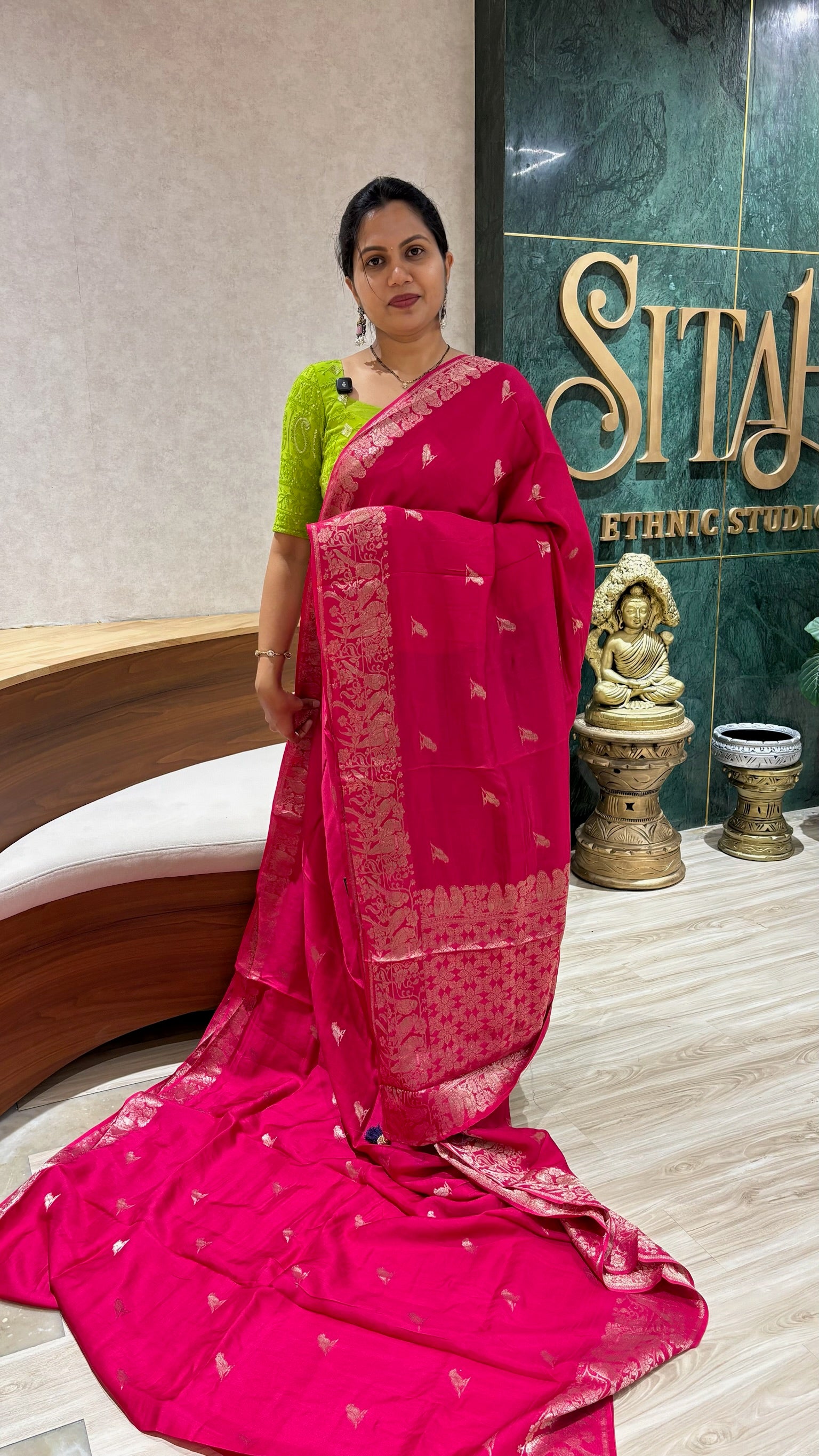 Russian silk parrot design