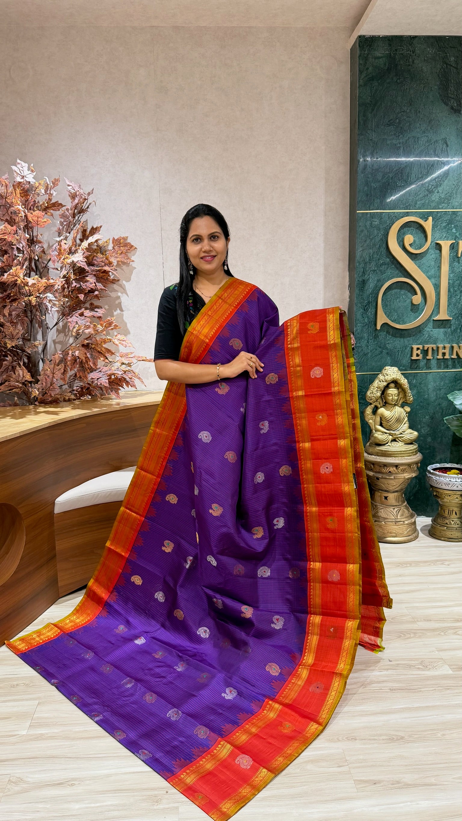 Handloom gadwal pattu