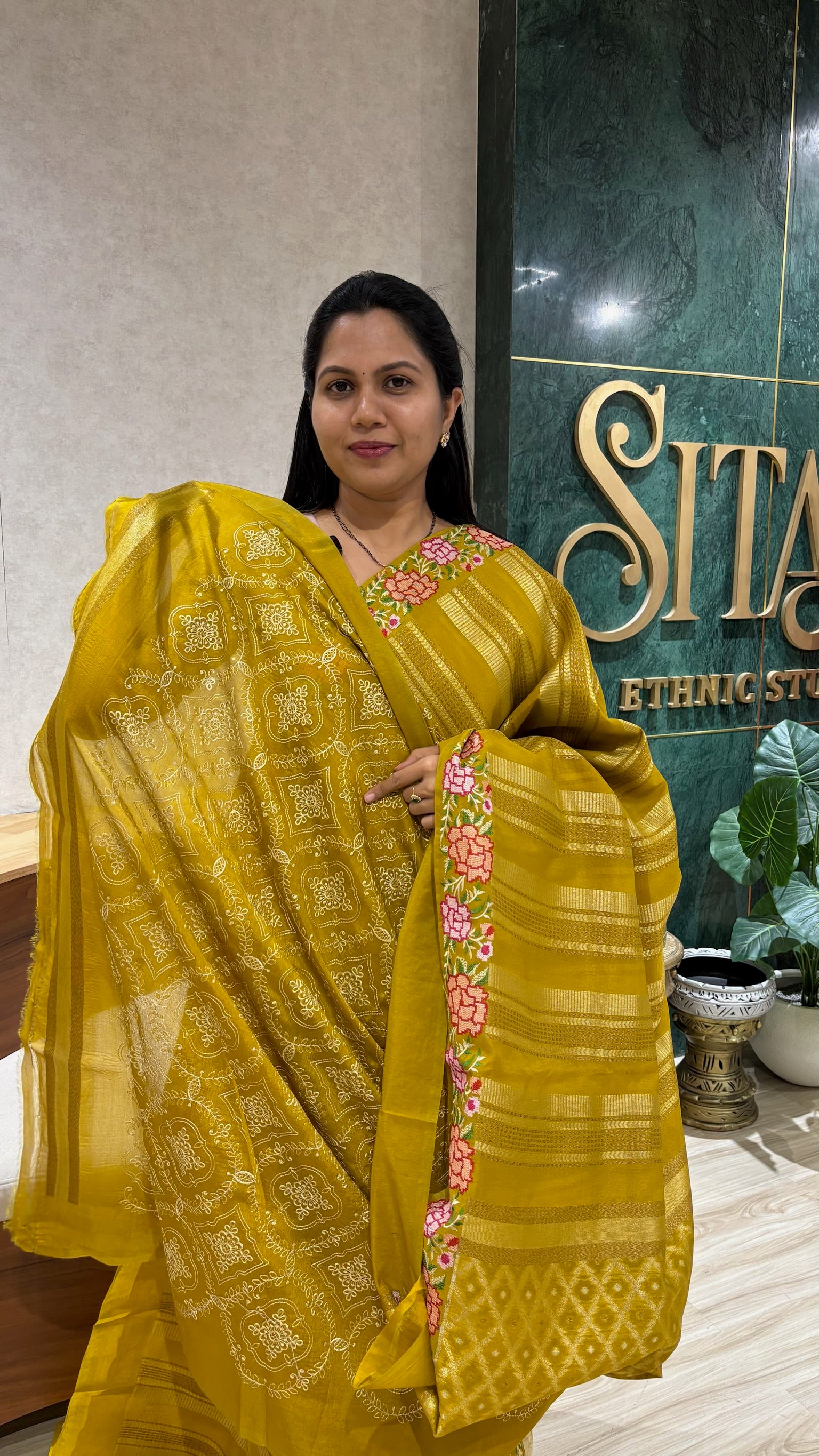 Border work saree methi yellow