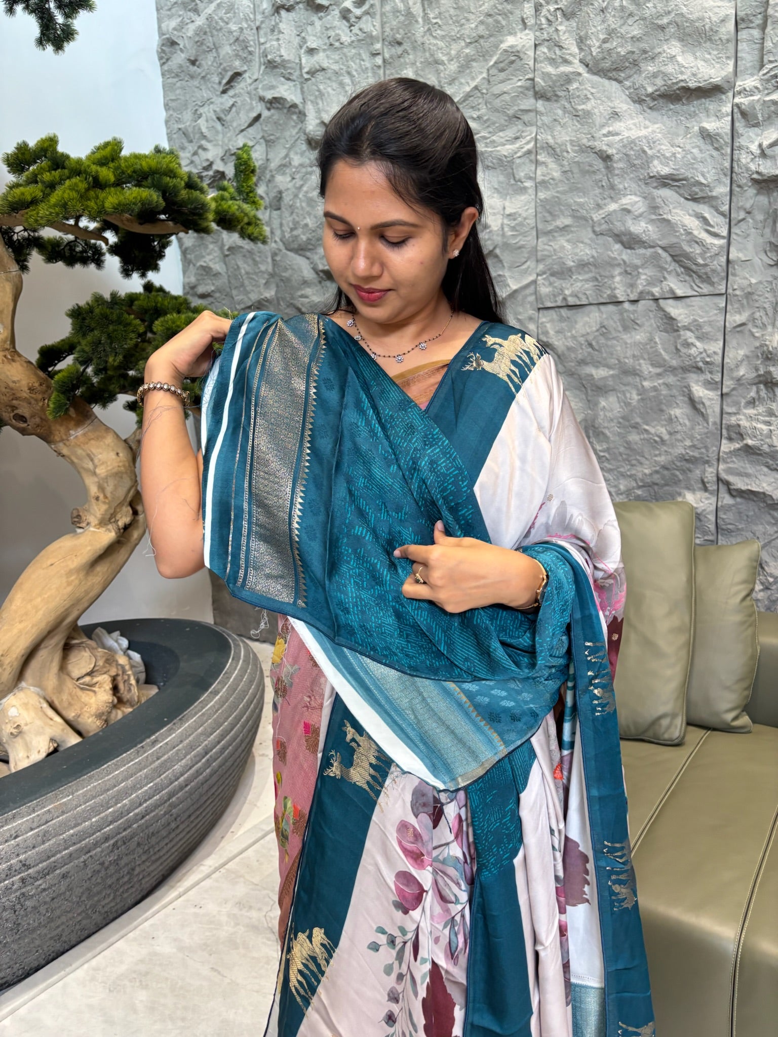 Crepe satin saree