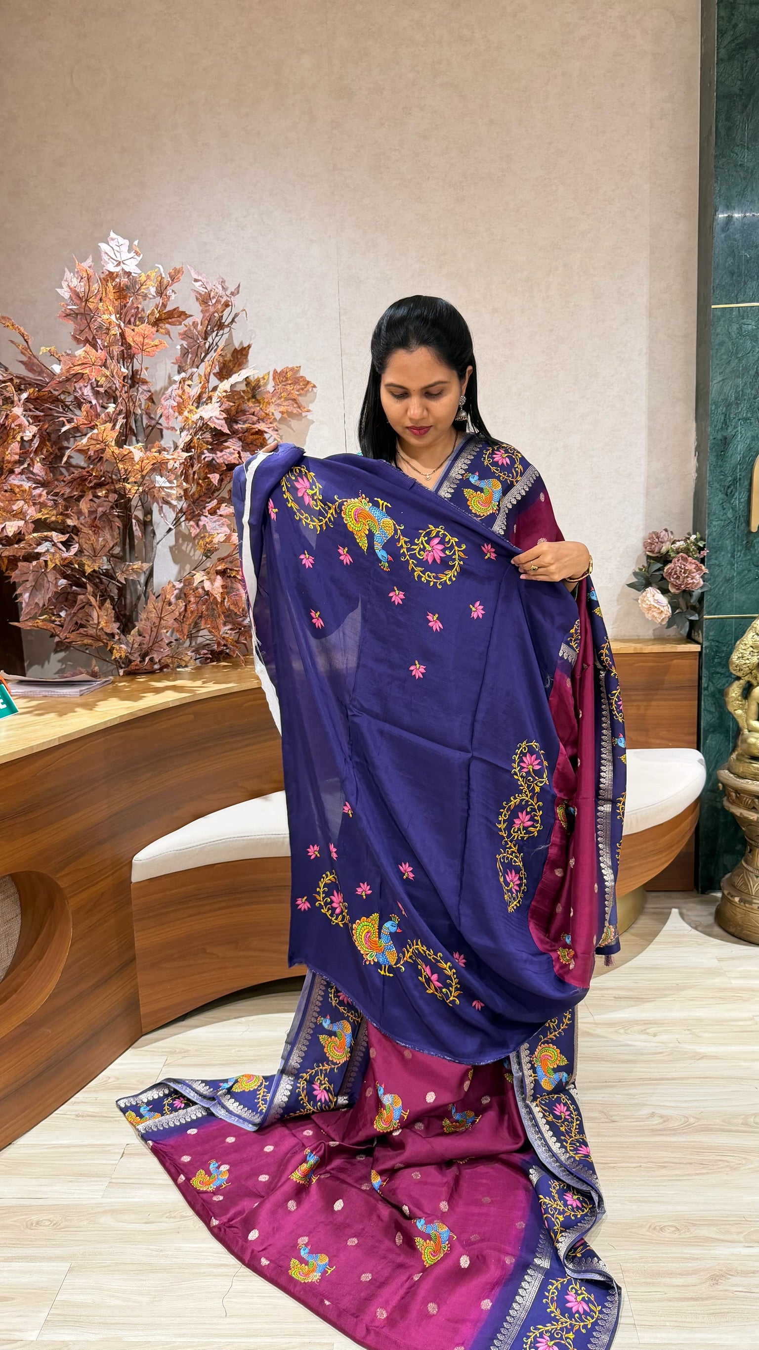 Dola silk tanjore print