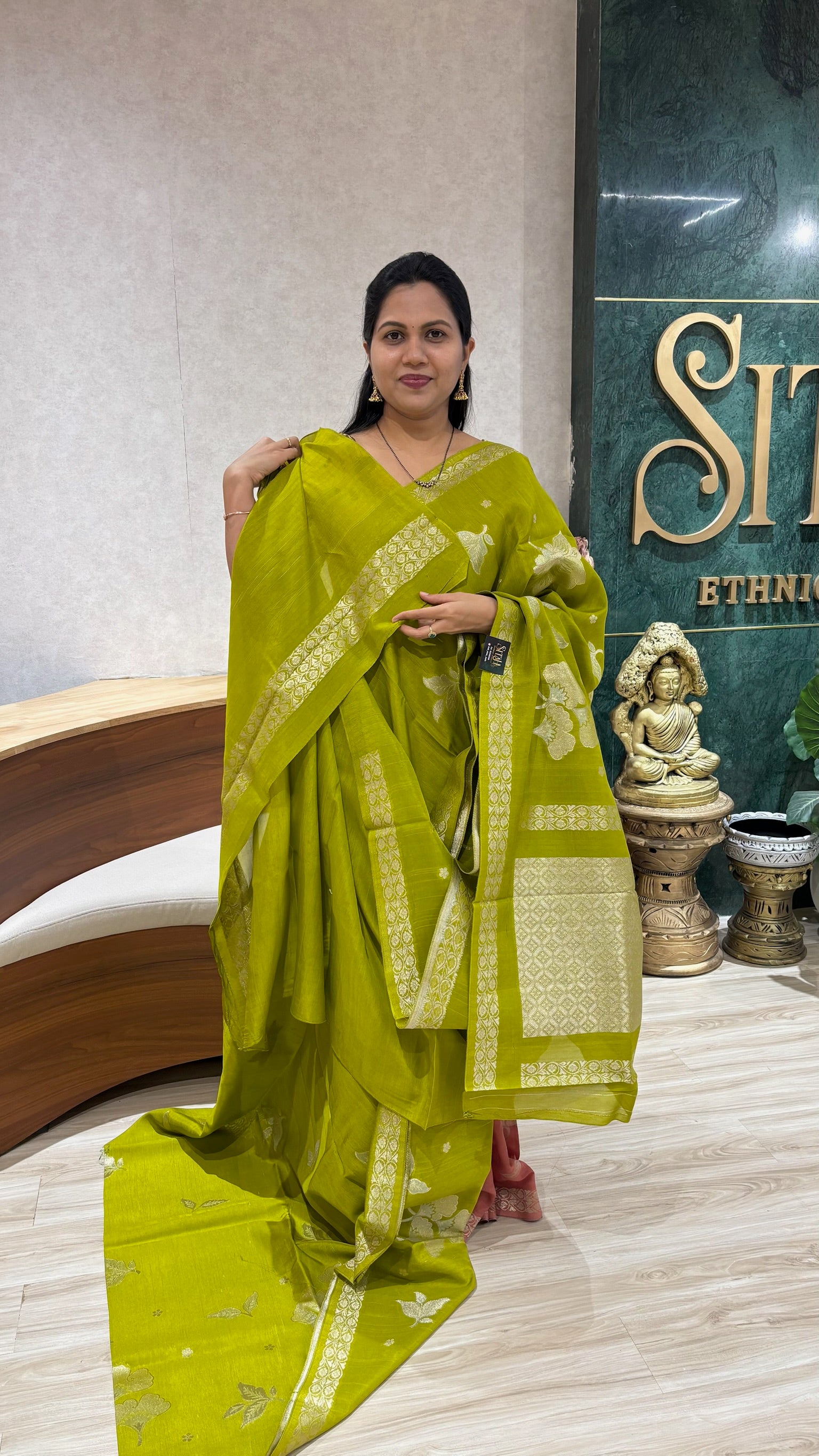 Tussar georgette mendhi green