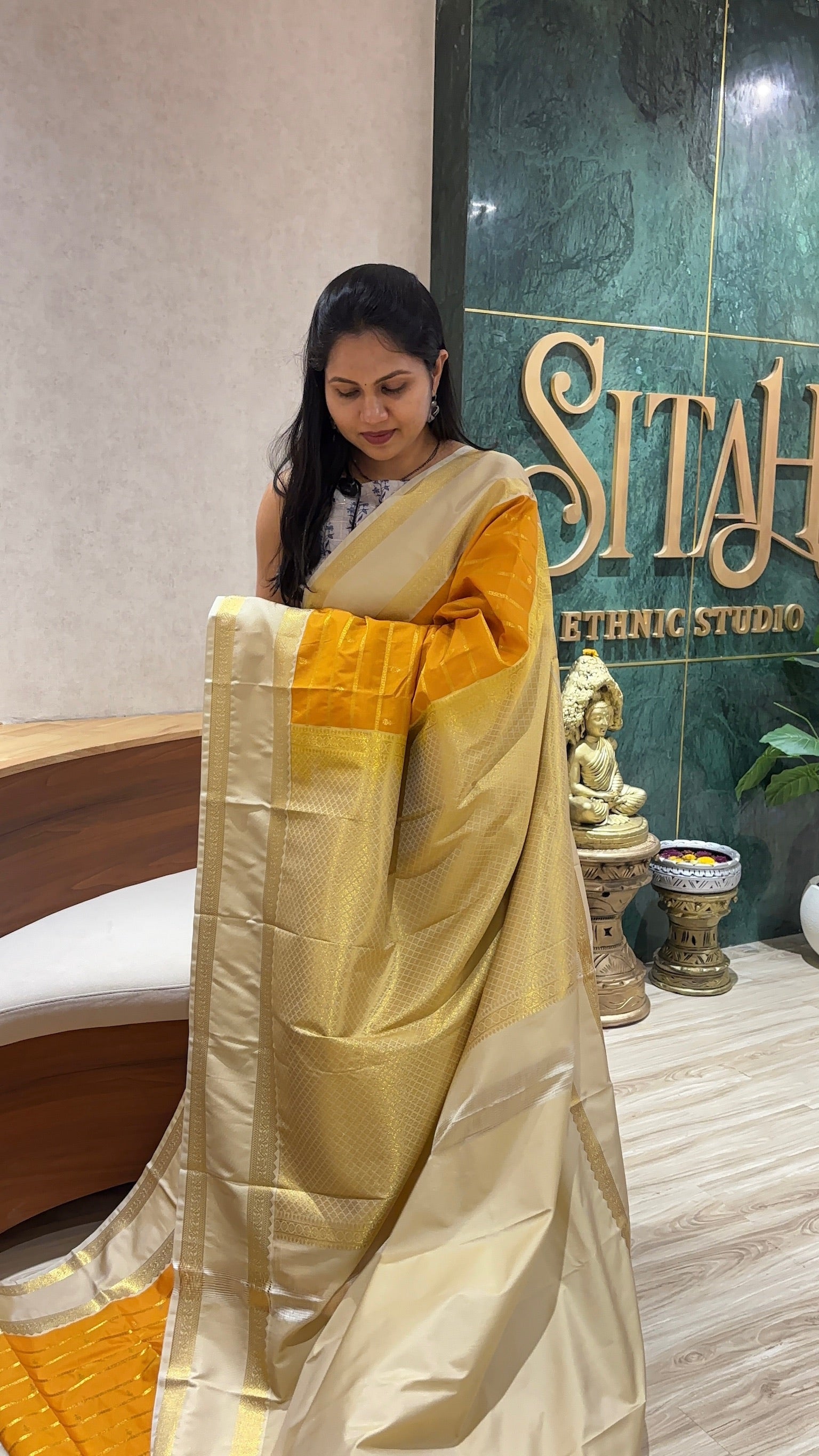 Semi Kanchi pattu