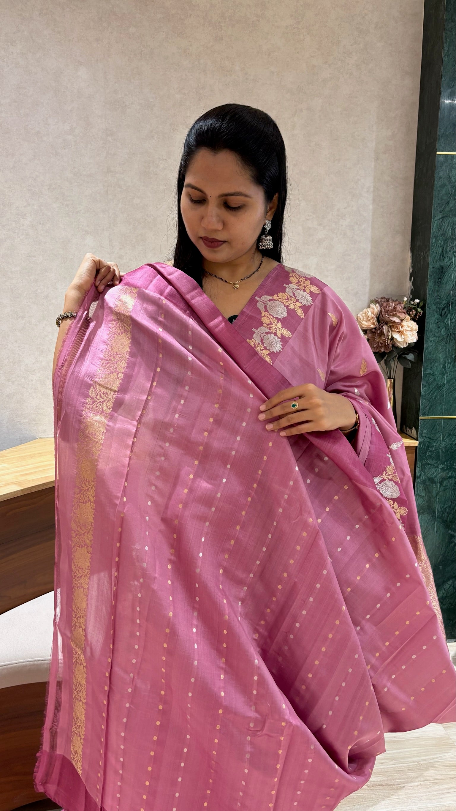 Handloom mango pattu