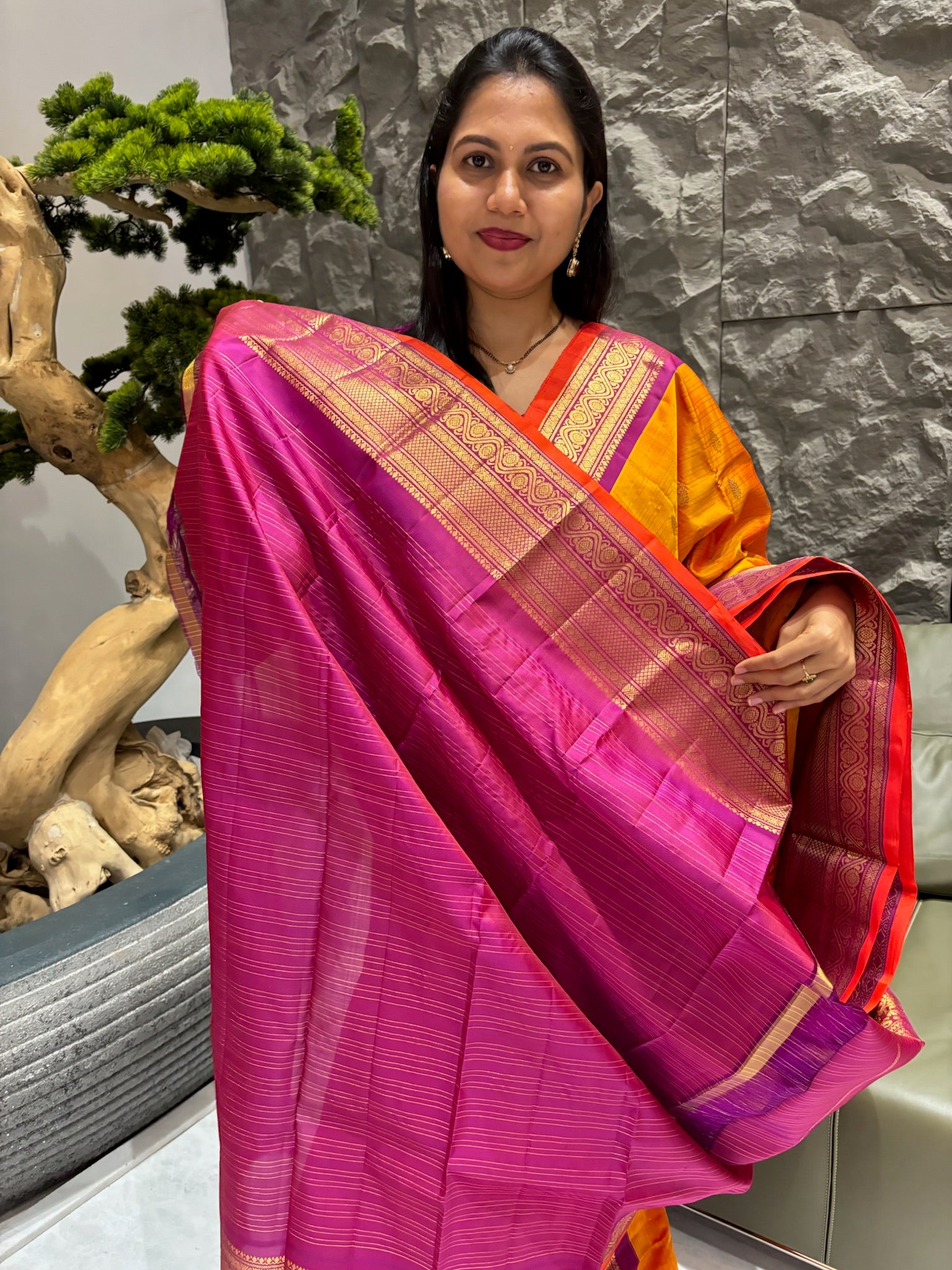 Handloom gadwal pattu orange