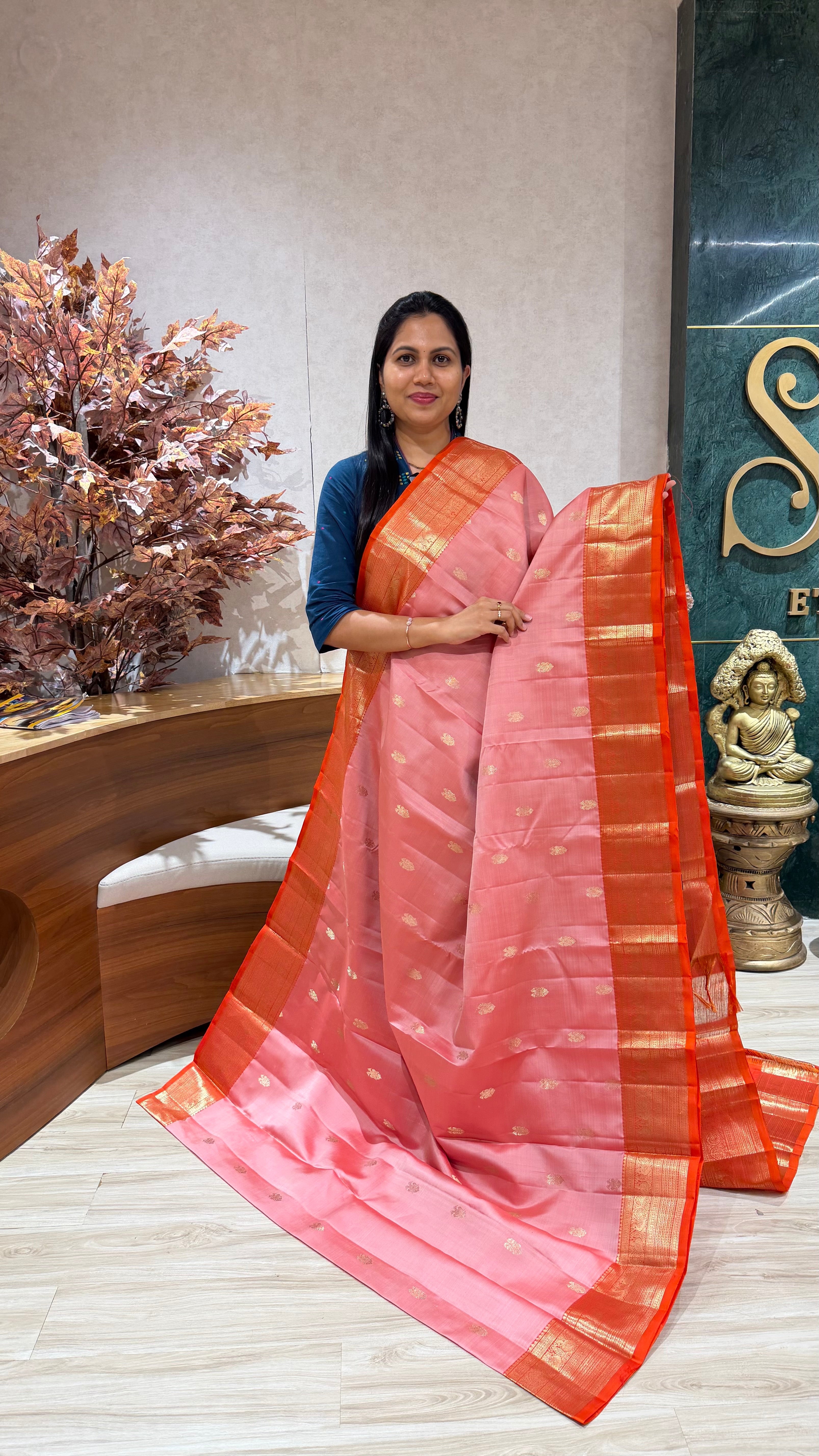 Lightweight kanchi pattu