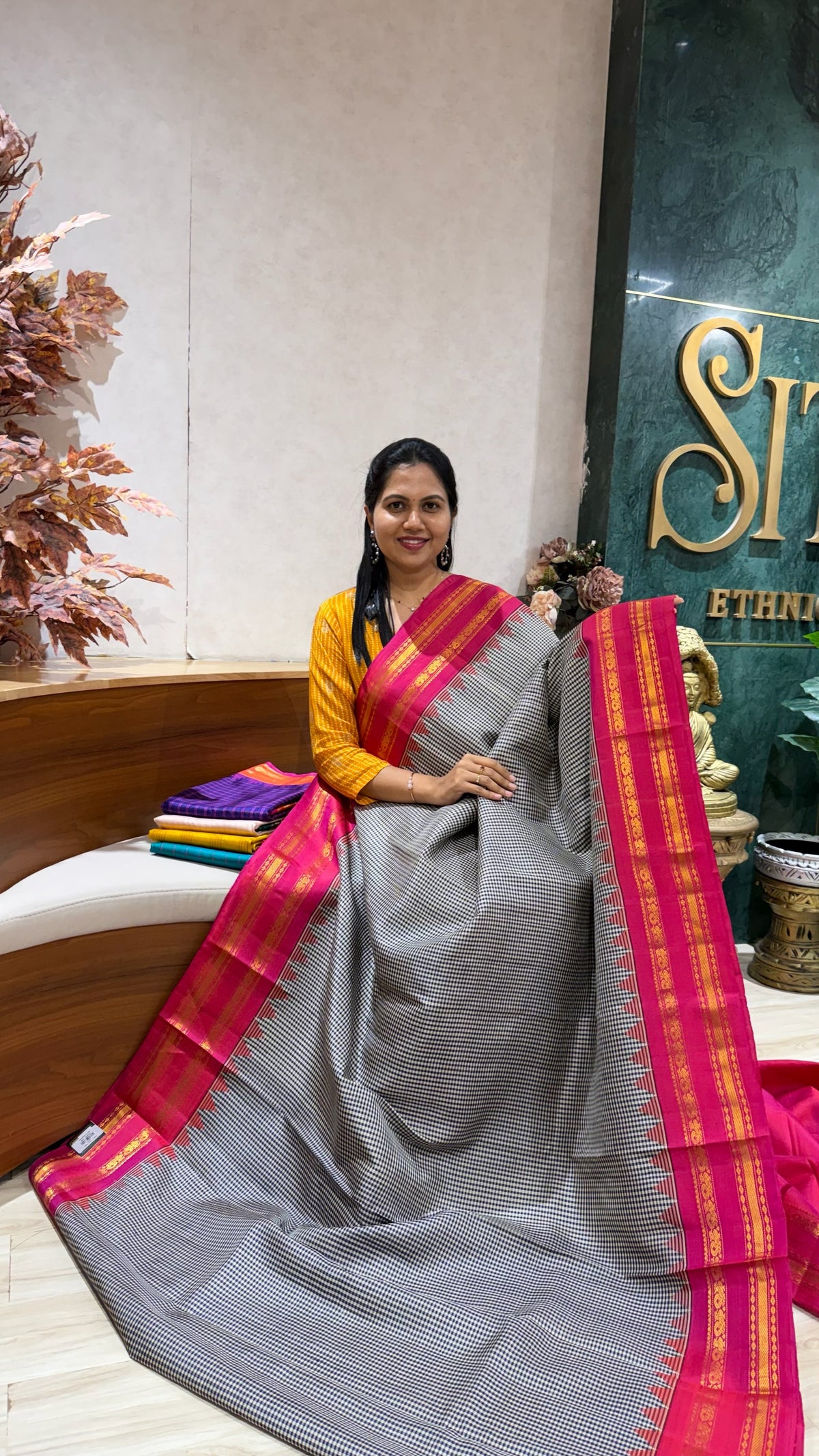 Handloom Gadwal pattu