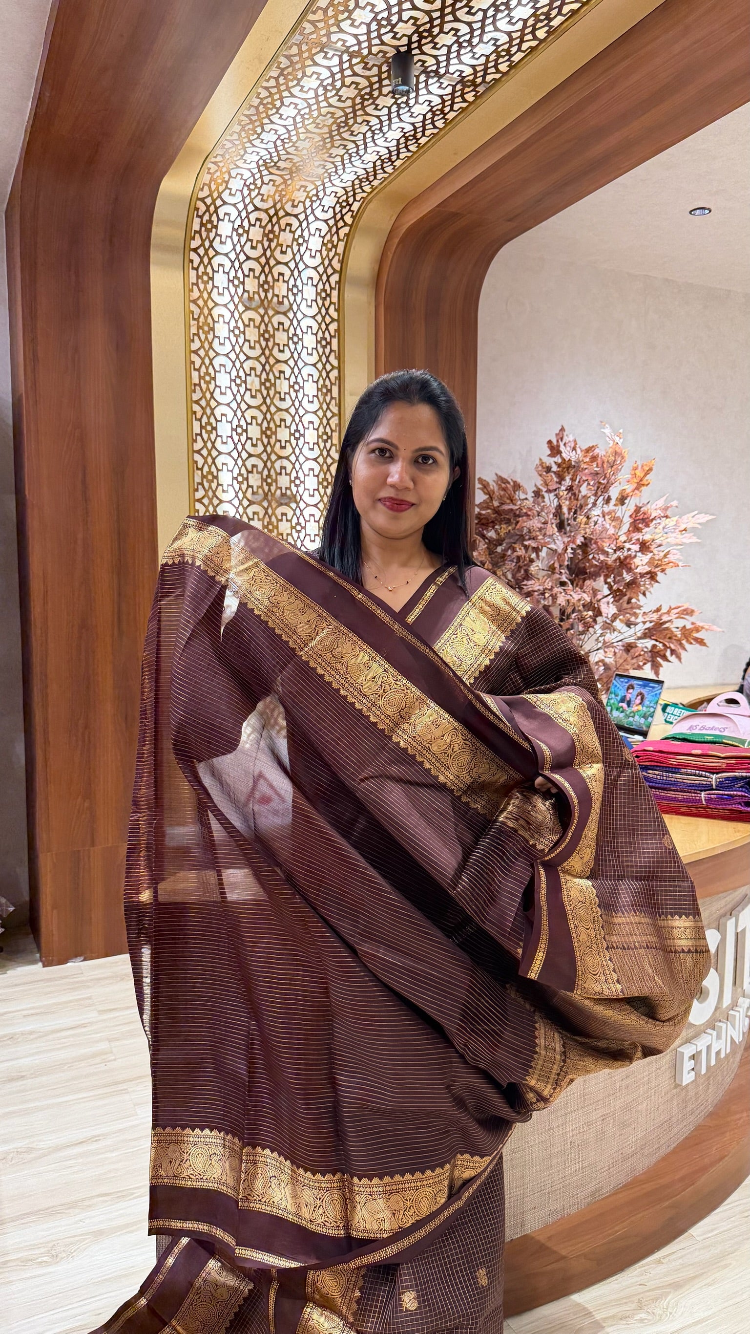 Light weight vintage Kanchi