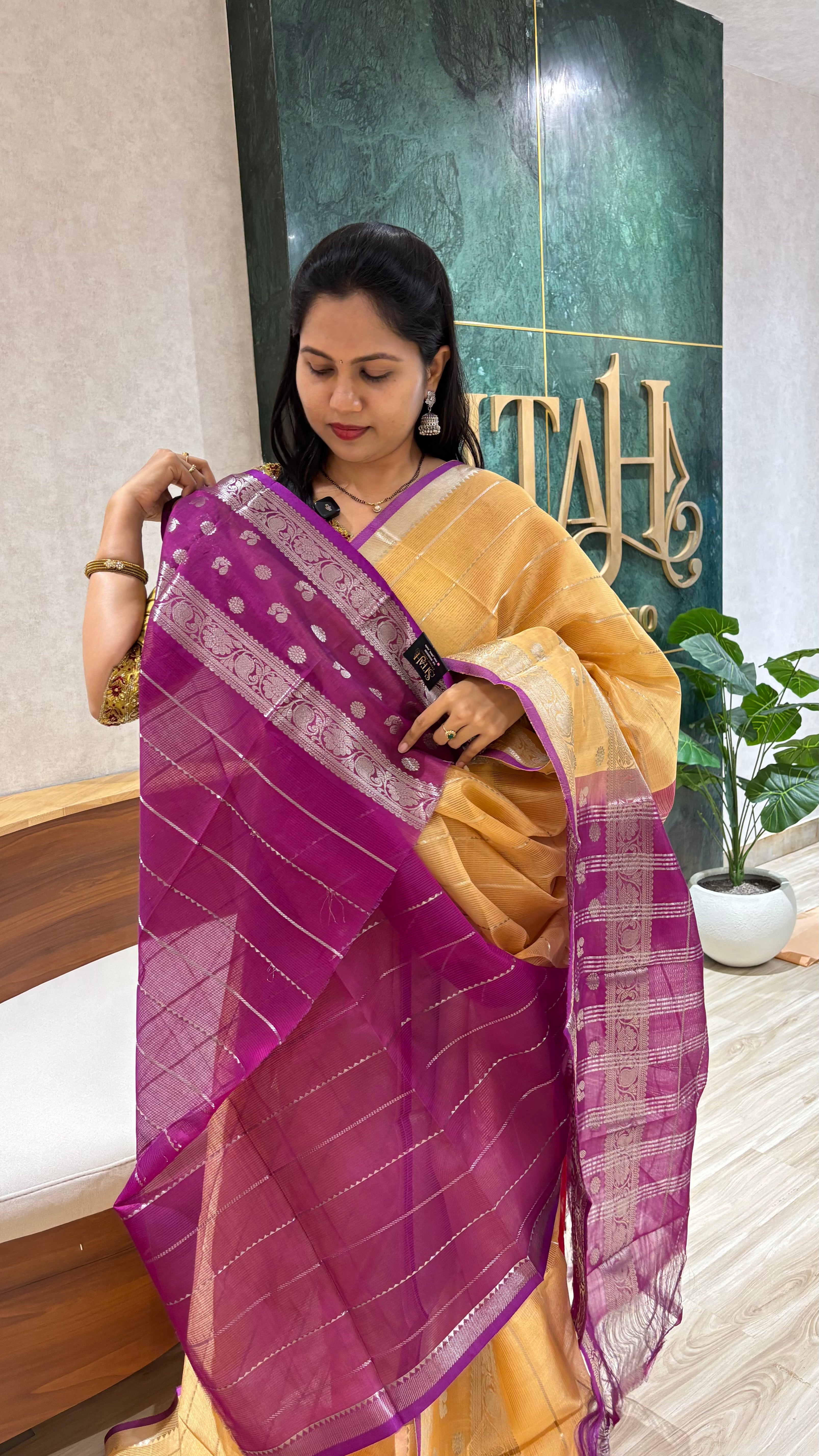 Handloom mangalagiri pattu