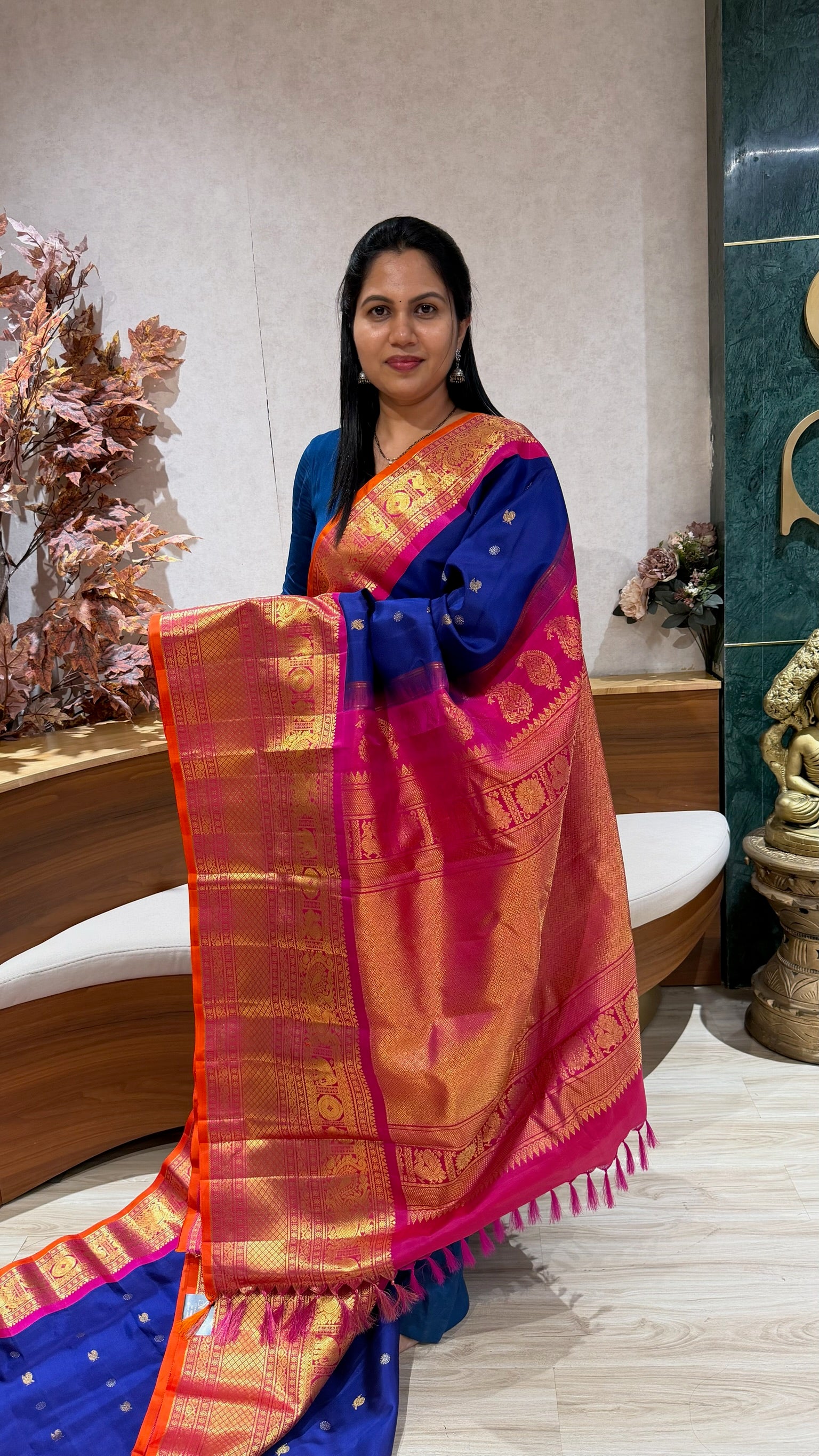 Handloom gadwal pattu