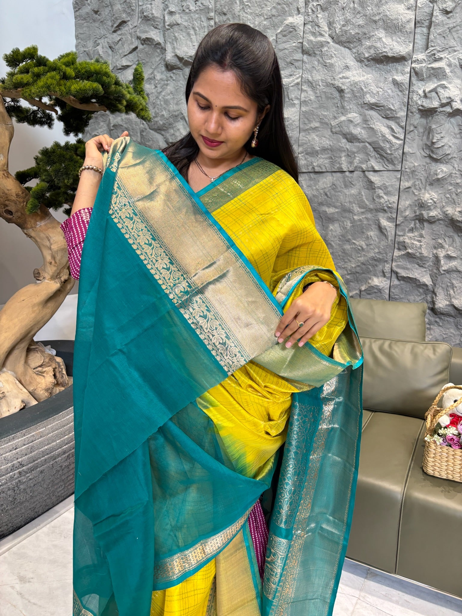 Mangalgiri pattu yellow- ramagreen