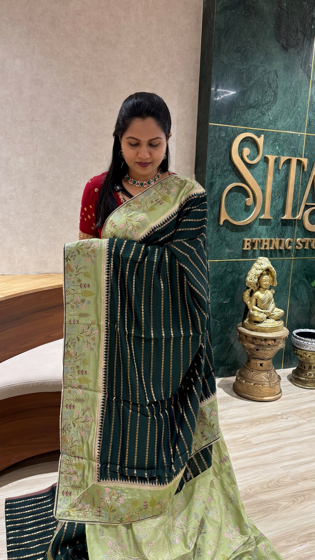 Handloom pattu embroidery