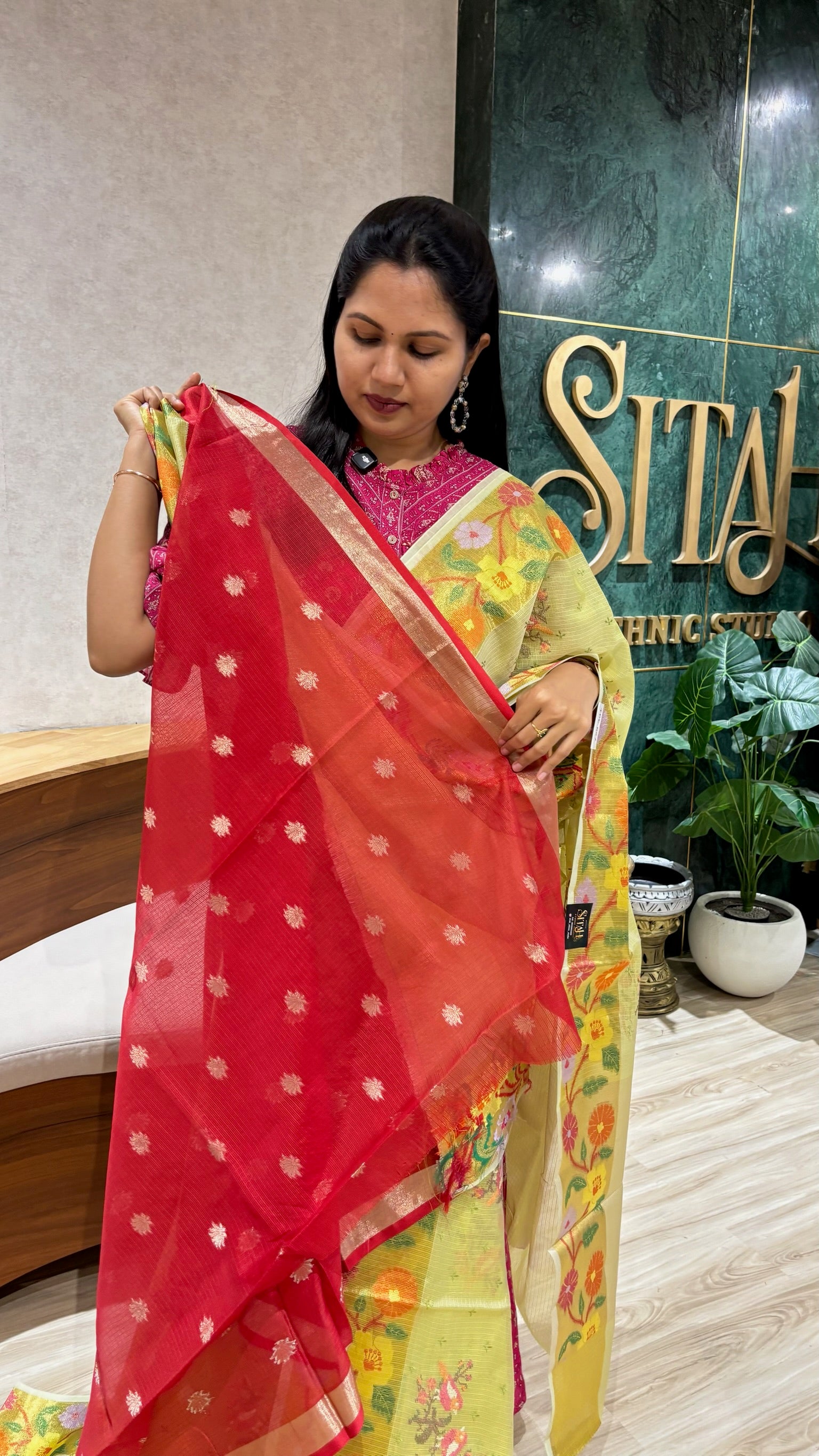 Silk kota parrot green