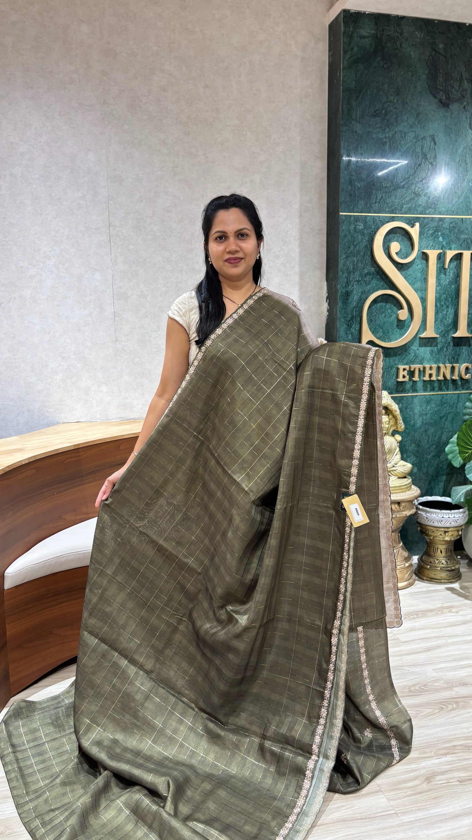Fancy tussar embroidery border