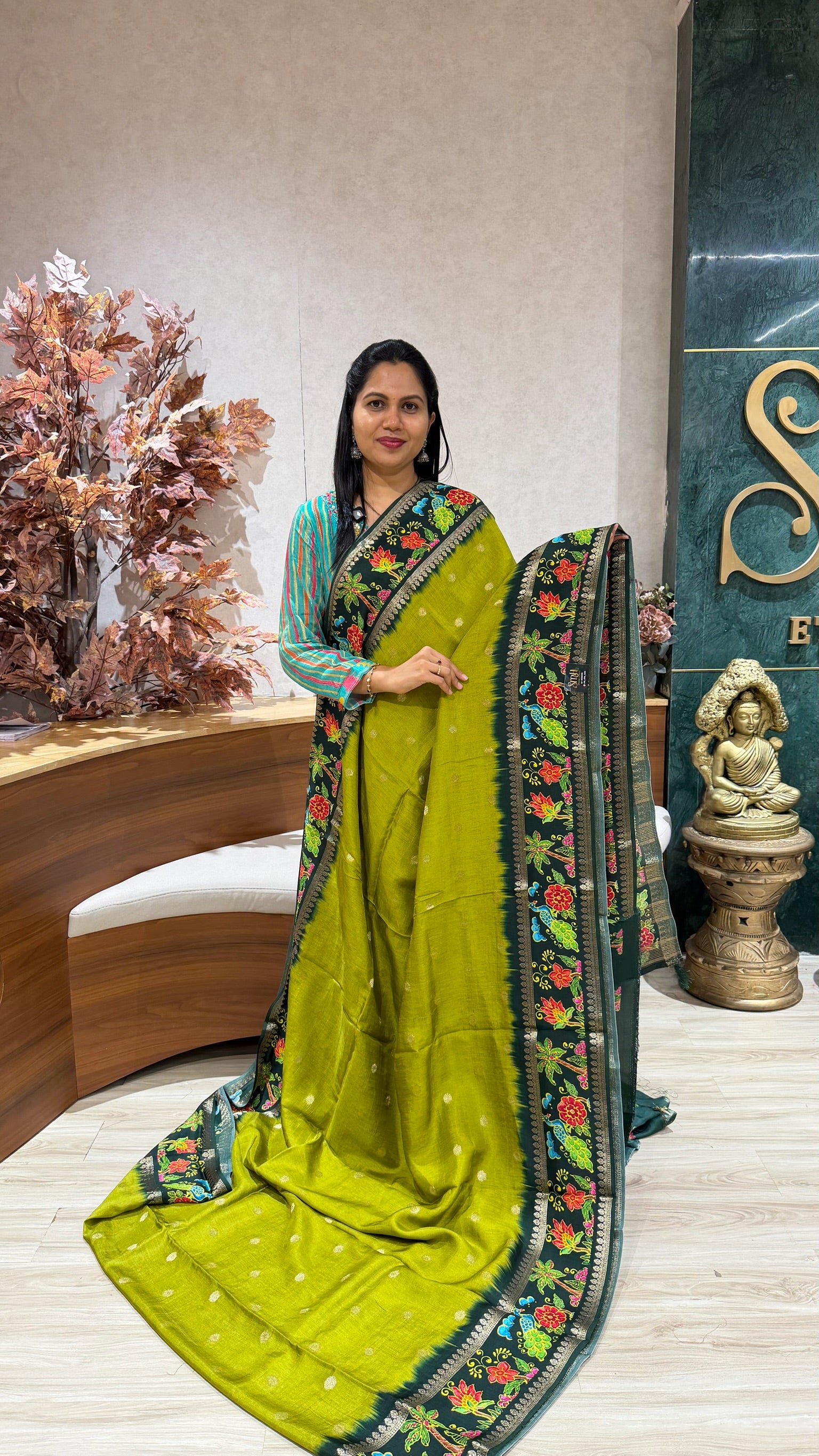 Dola silk tanjore print