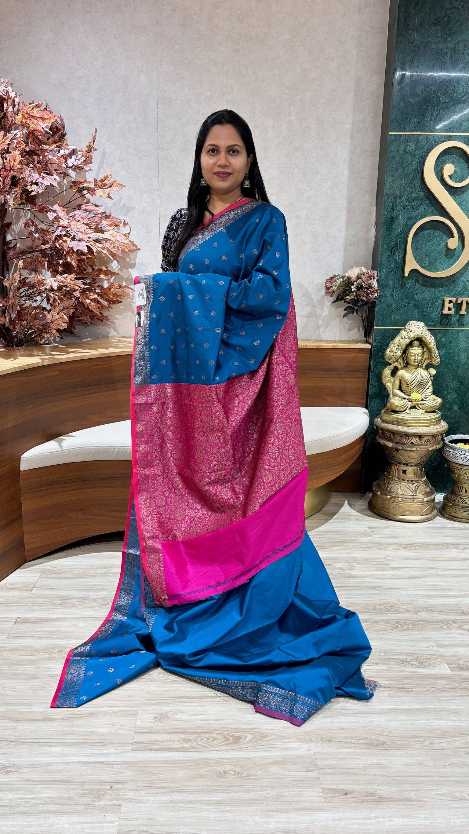 Semi banaras small buti