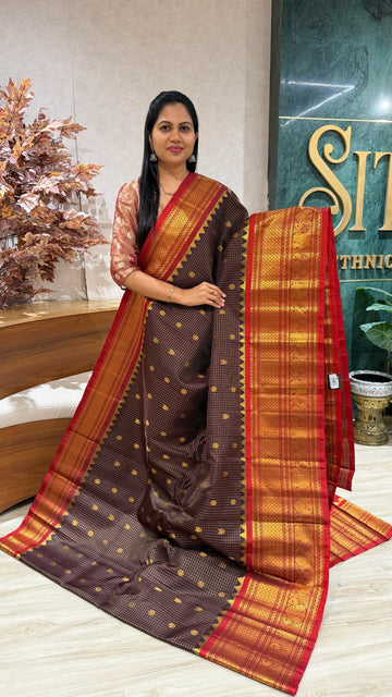 Handloom gadwal pattu