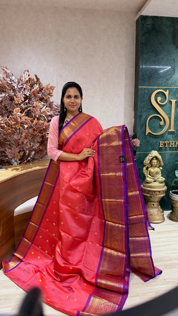 Handloom gadwal pattu