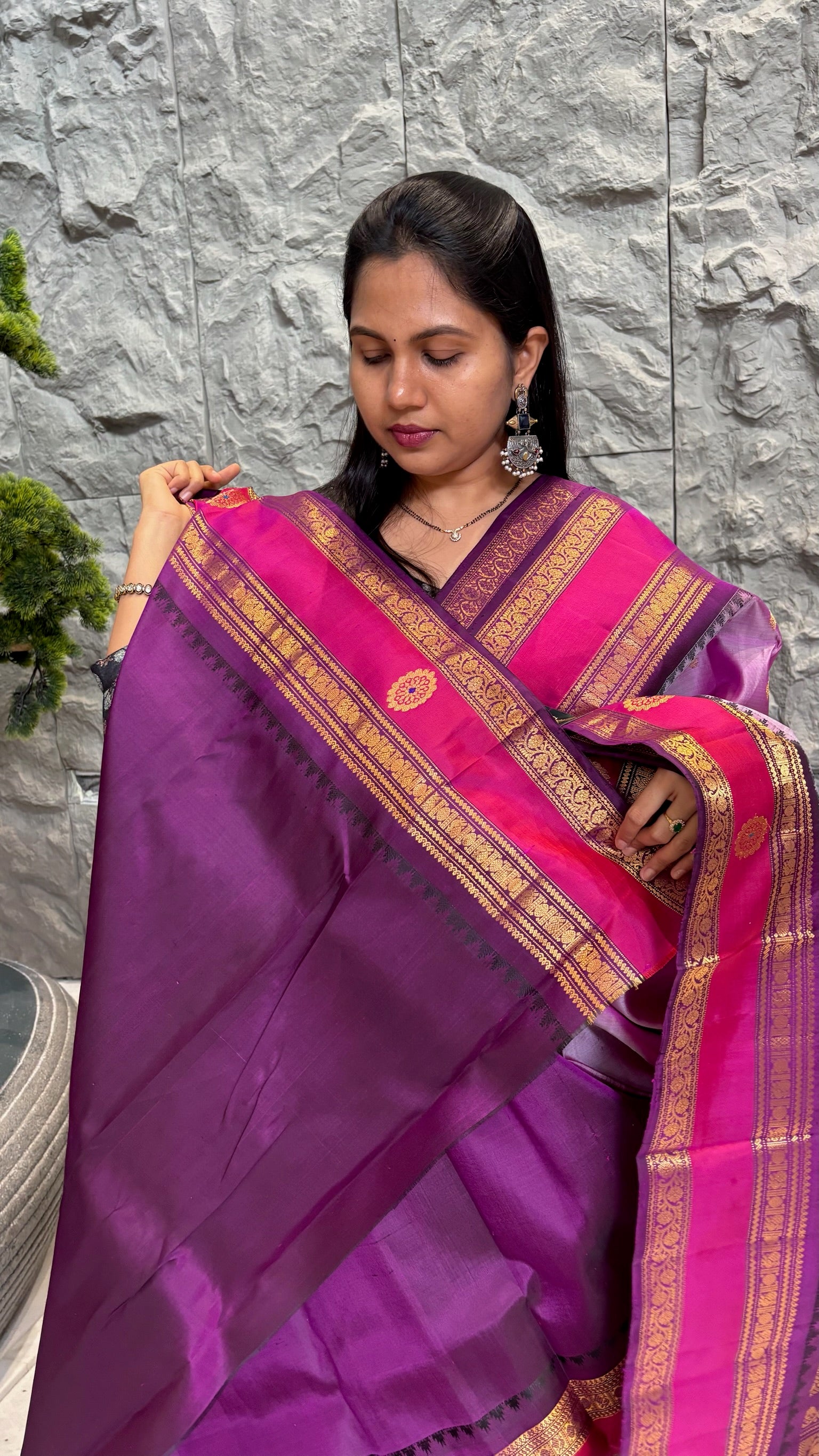 Pure handloom Gadwal pattu lavender-pink