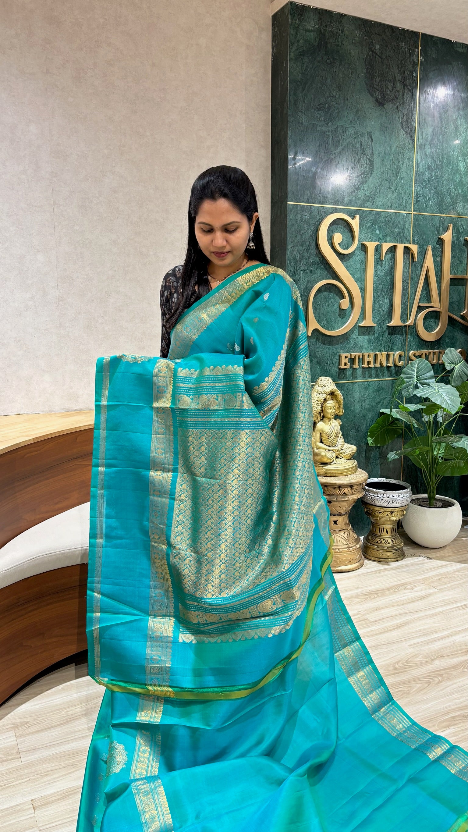 Handloom Gadwal pattu