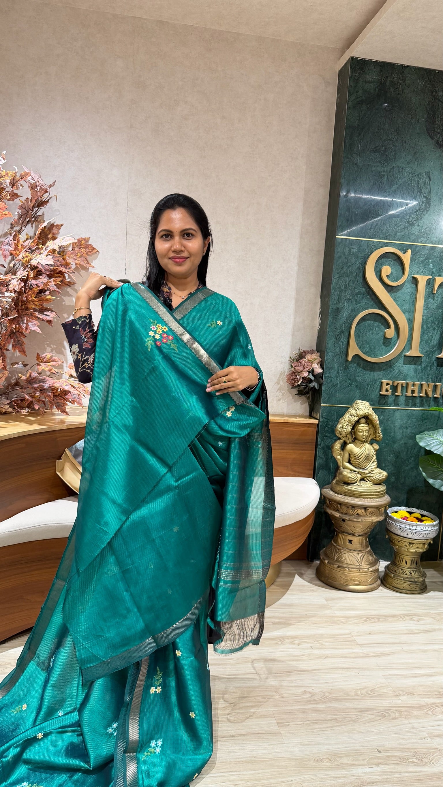 Mangalgiri embroidery