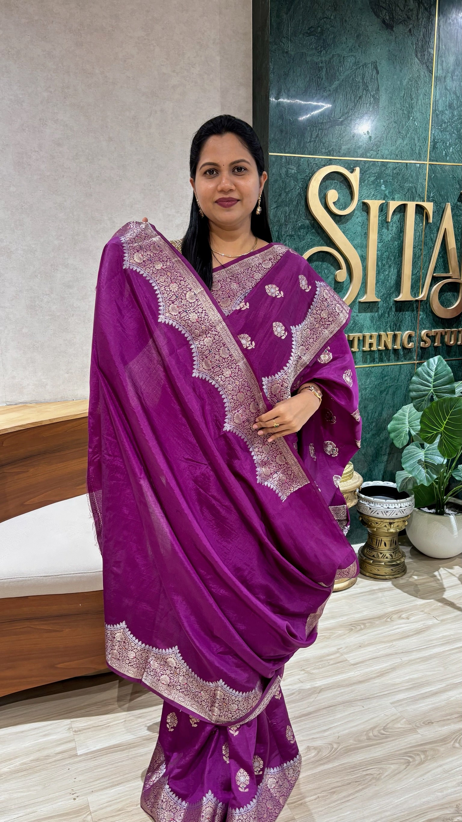 Banaras scallop wine