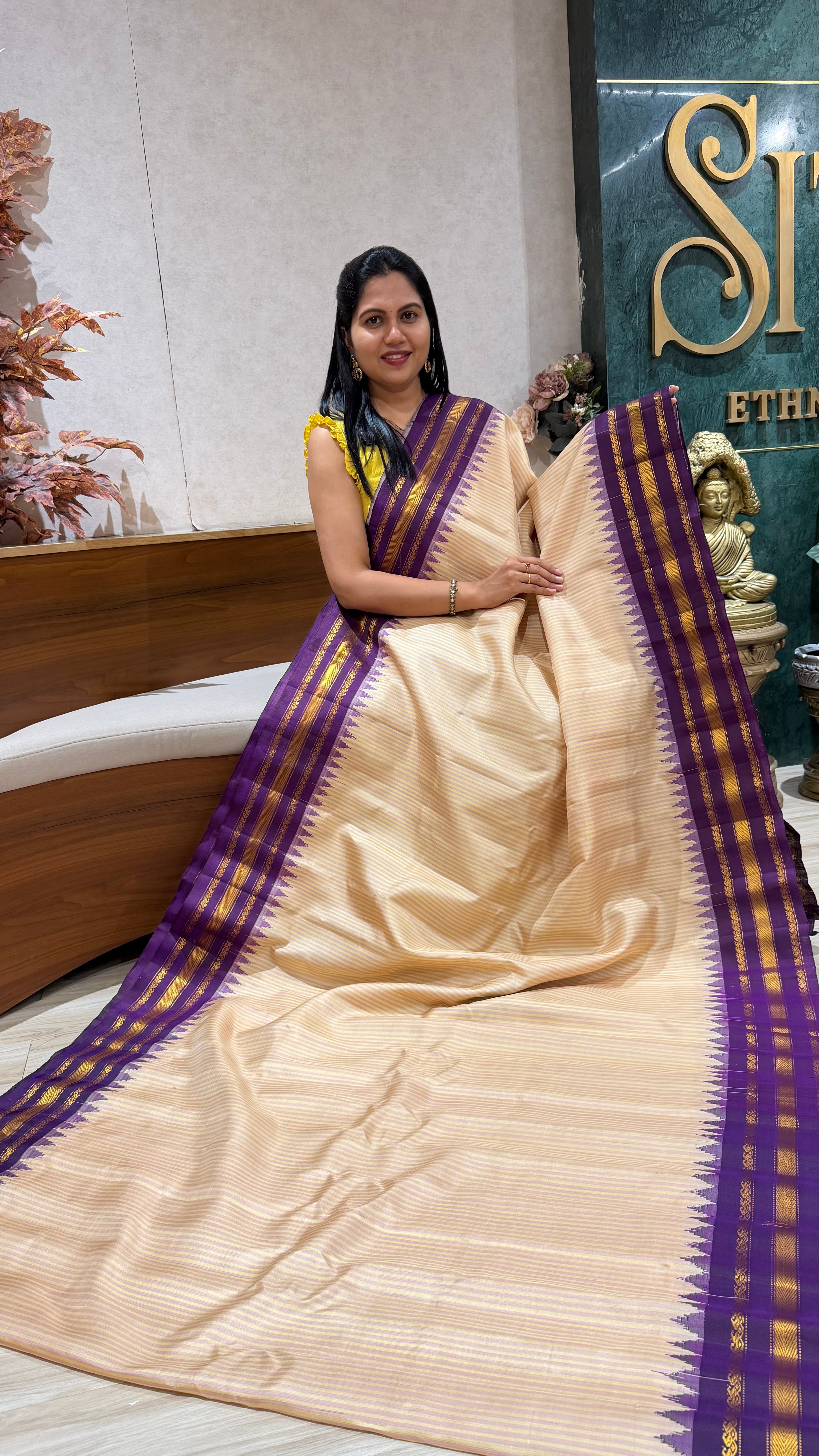 Handloom Gadwal pattu