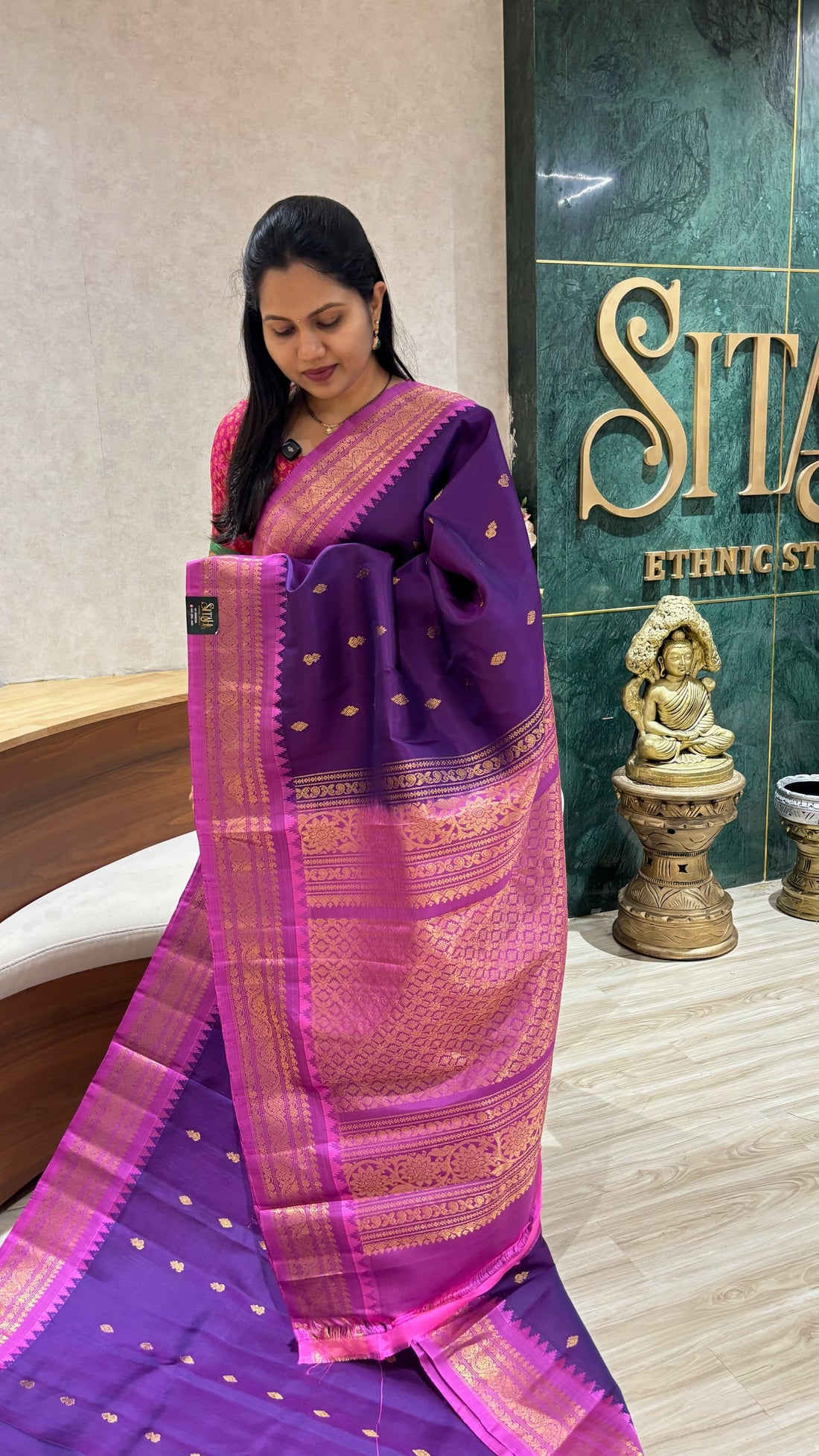 Handloom gadwal pattu