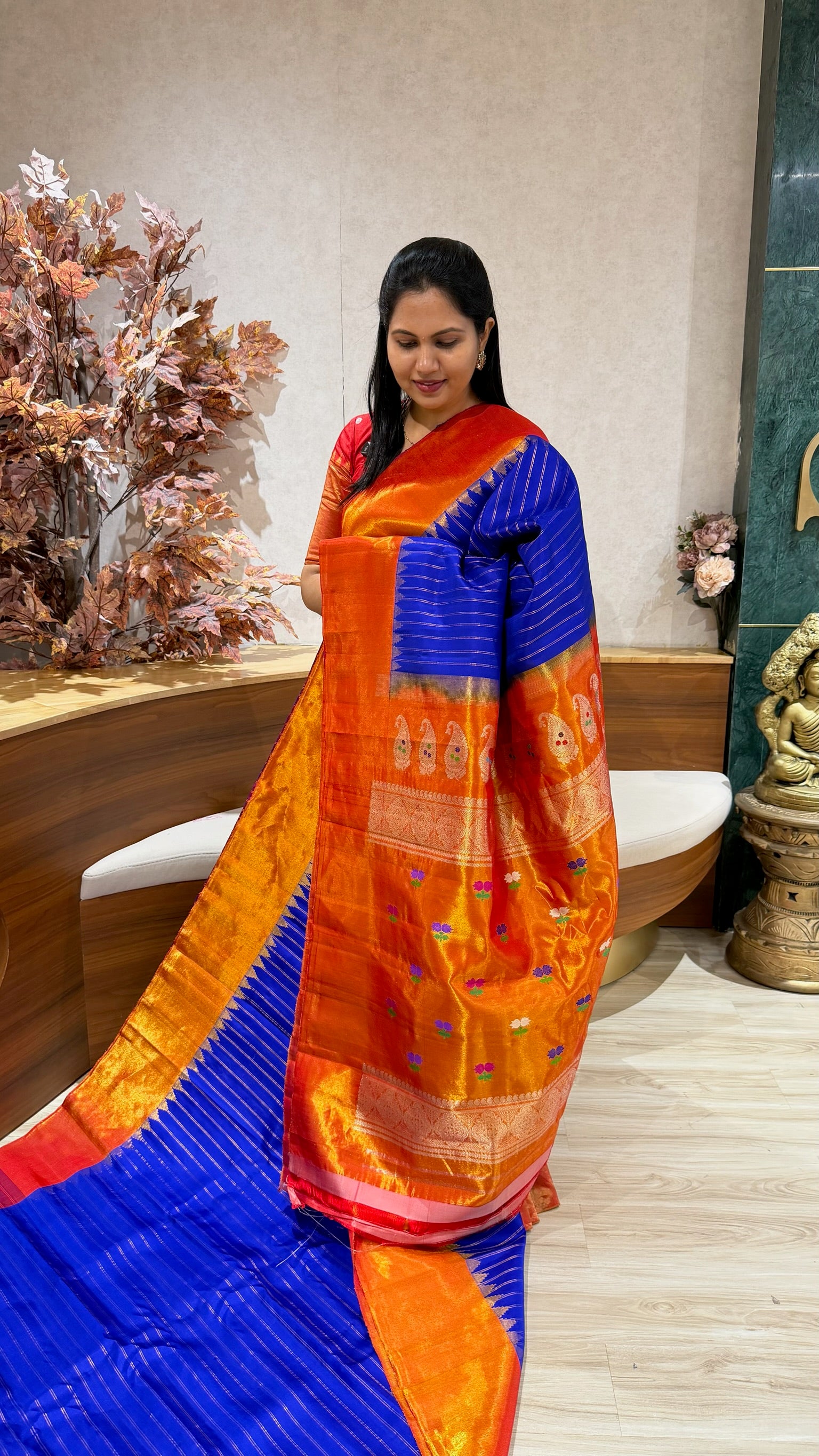 Handloom gadwal tissue