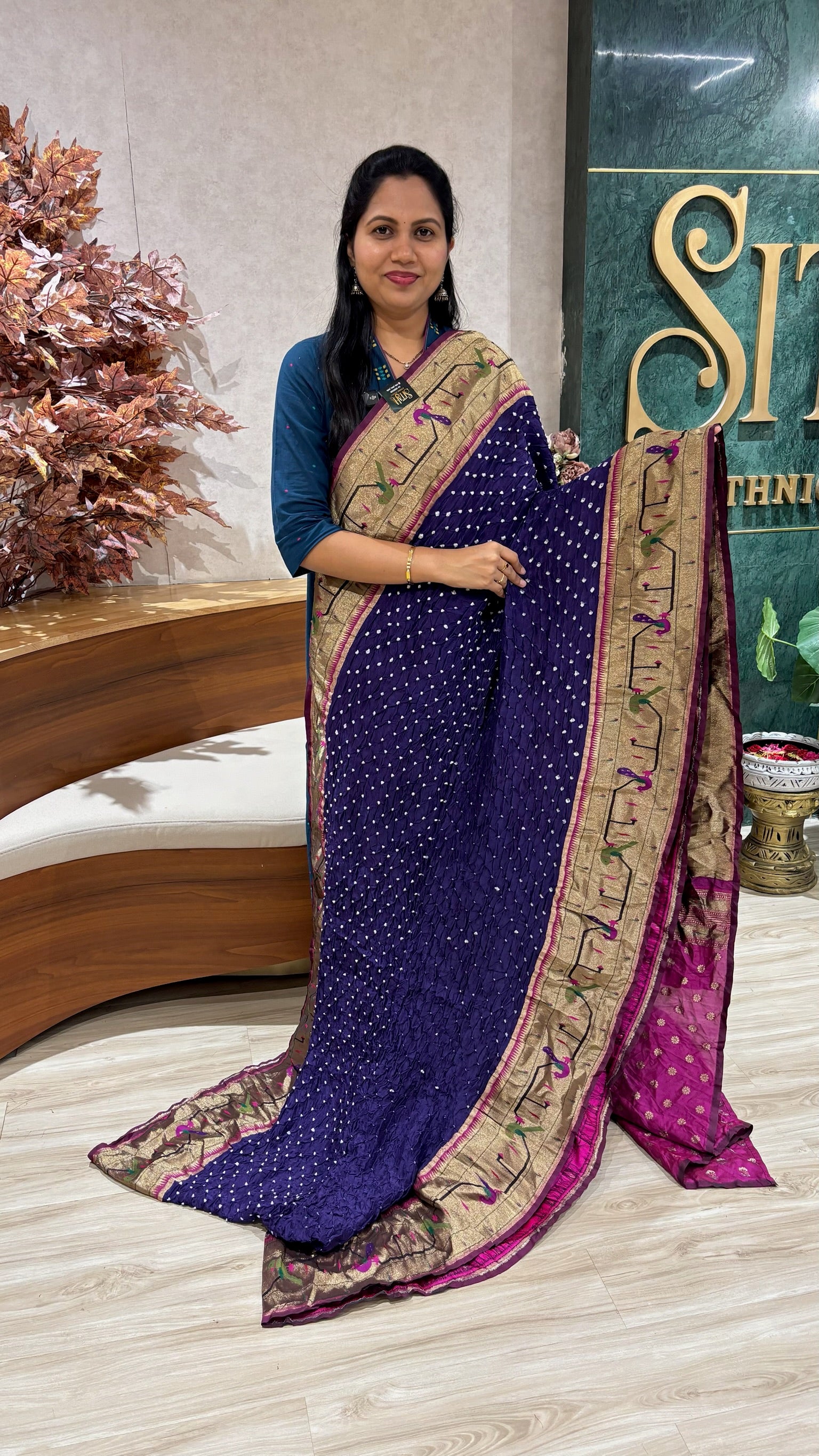 Bandhini paithani
