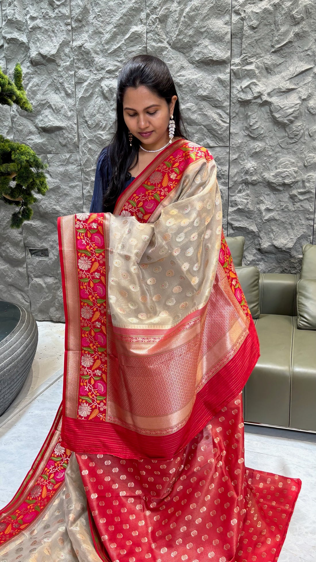 Banaras tissue grey
