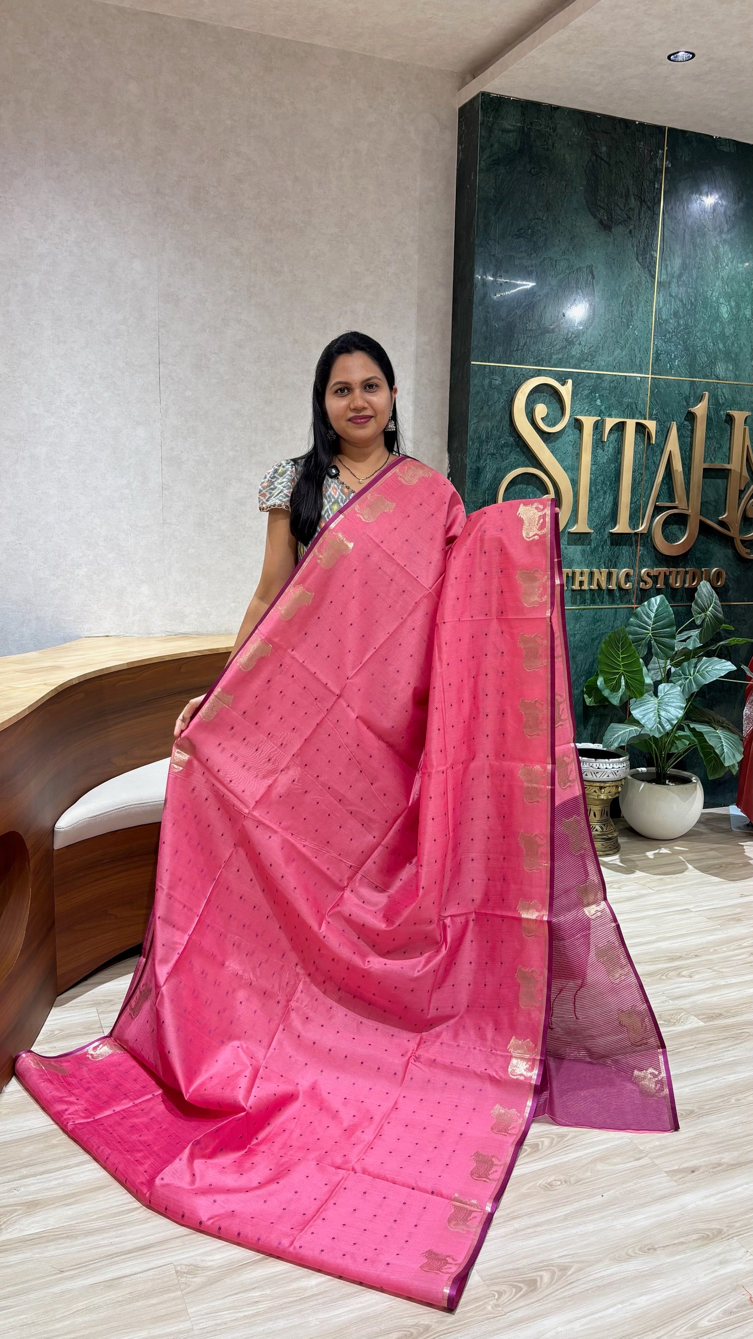 Tussar design cow buti-pink