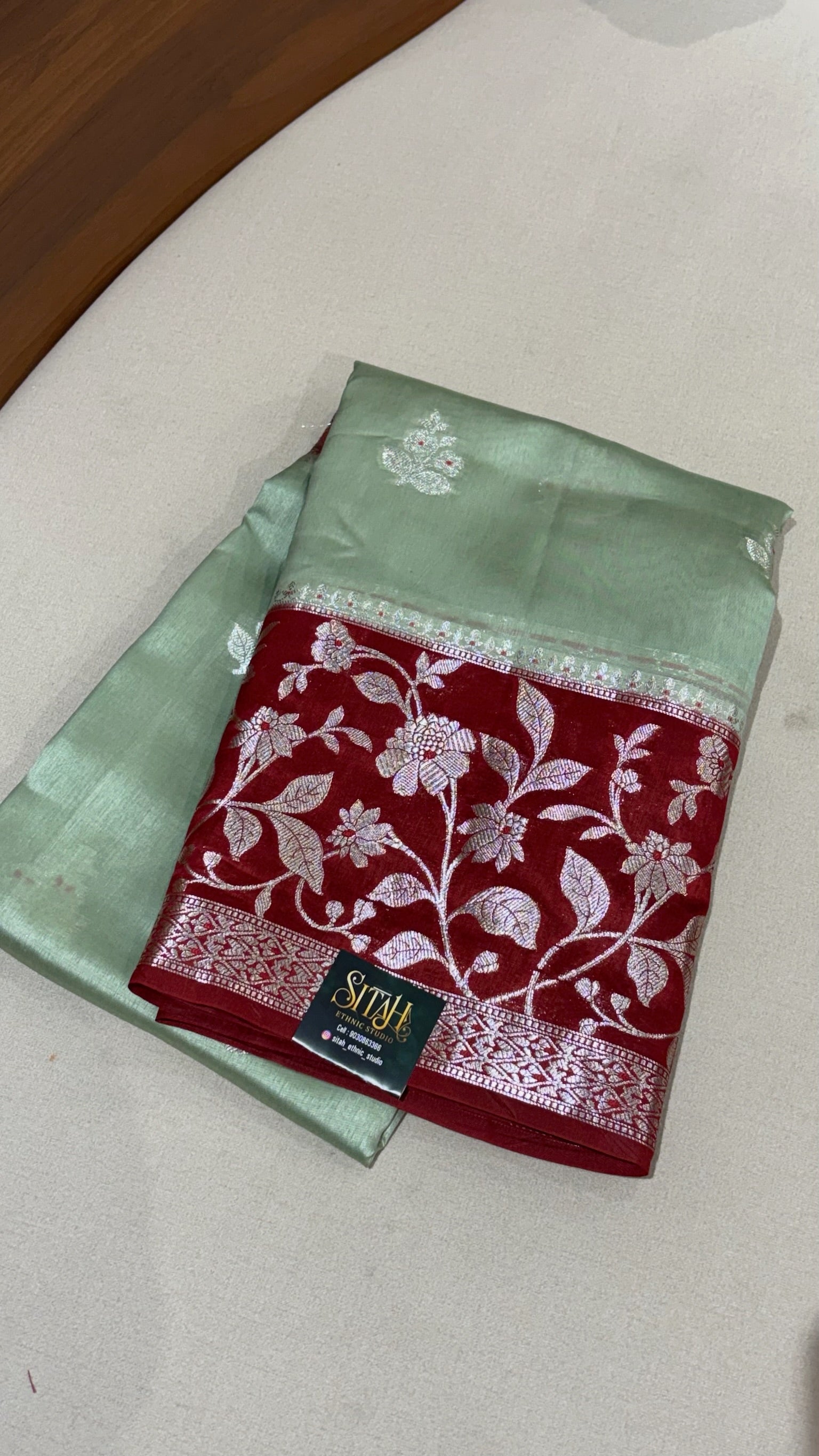Fancy mango pattu pista green
