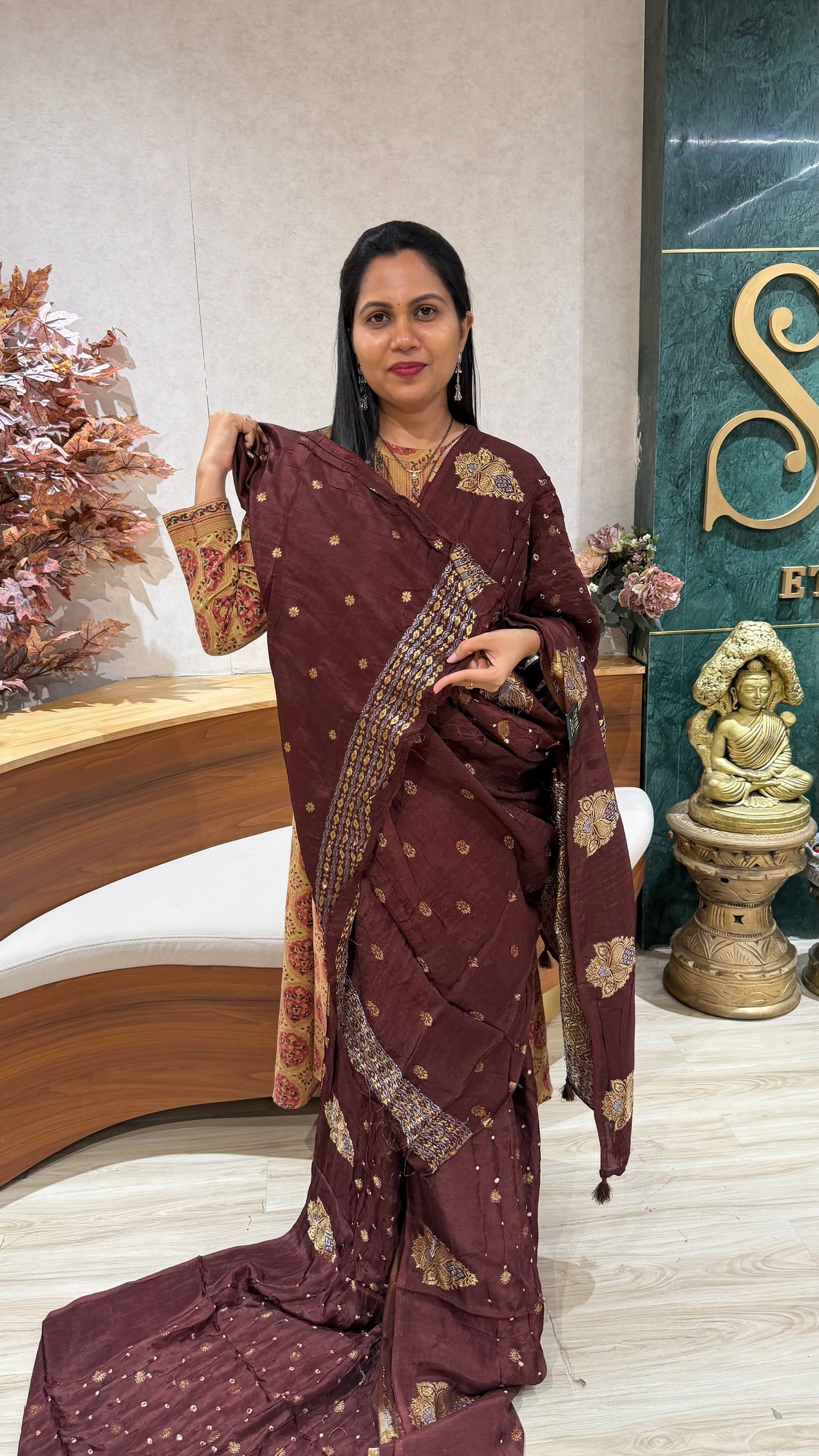 Chinon silk bandhini brown